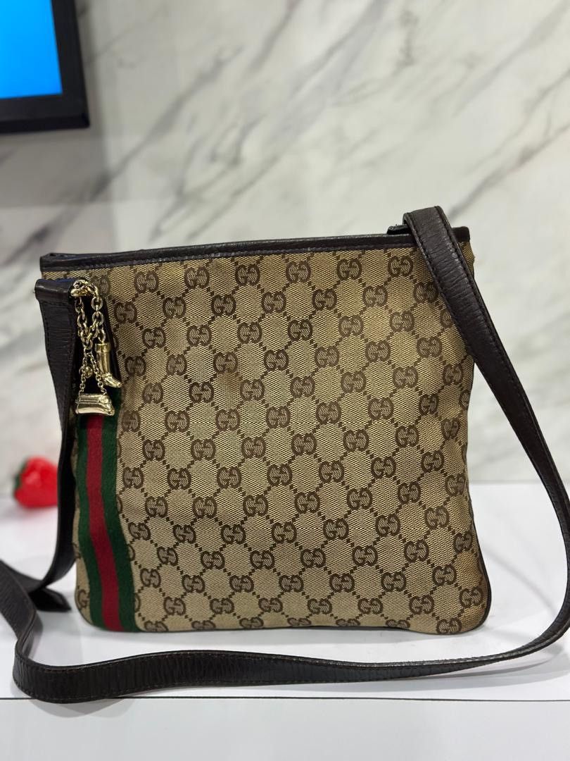 Gucci Authentic Gucci Jolicoeur Charm Messenger Bag Size ONE SIZE - 1 Thumbnail