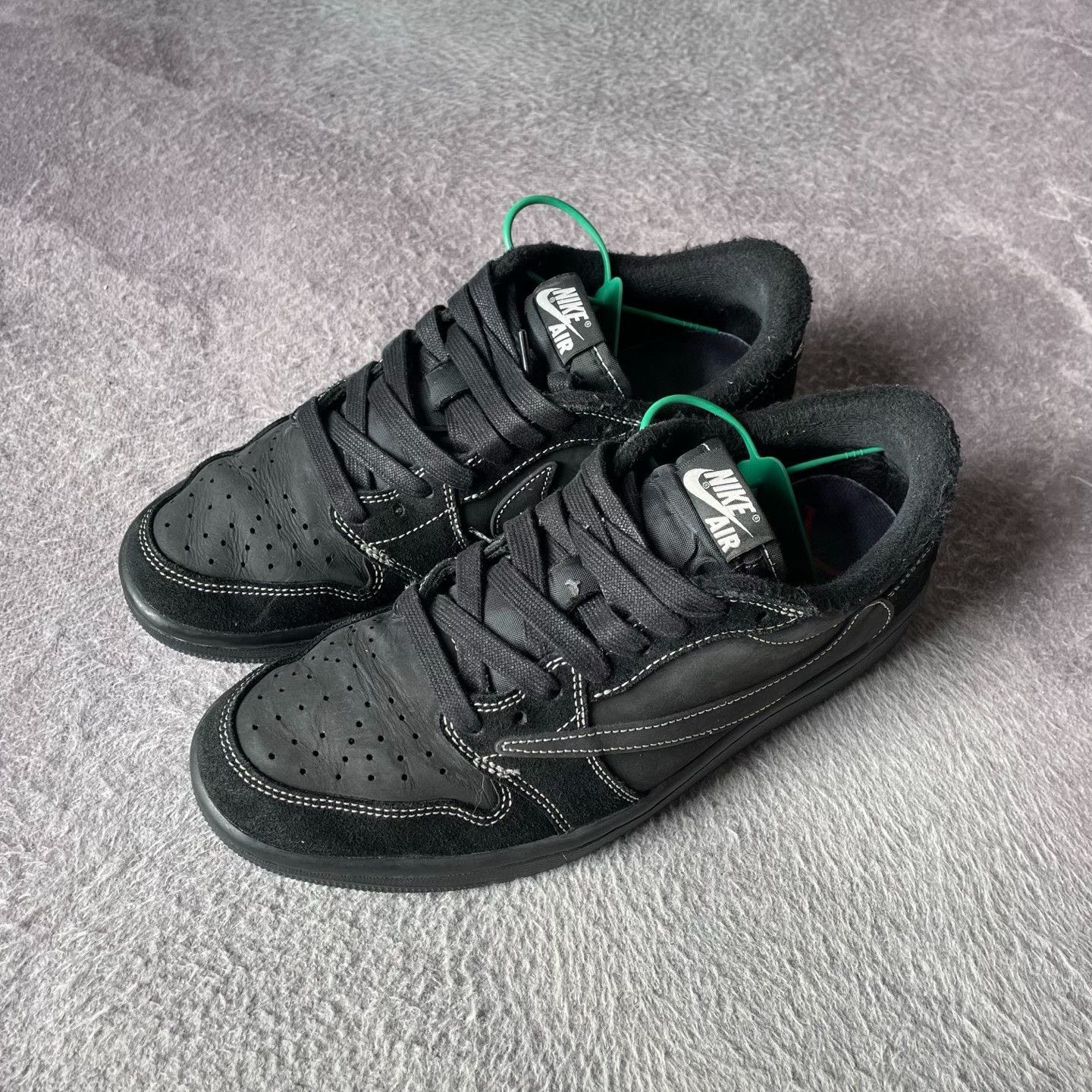 Nike Nike Black Lowtop Sneakers 41 Men Size US 8.5 / EU 41-42 - 1 Thumbnail