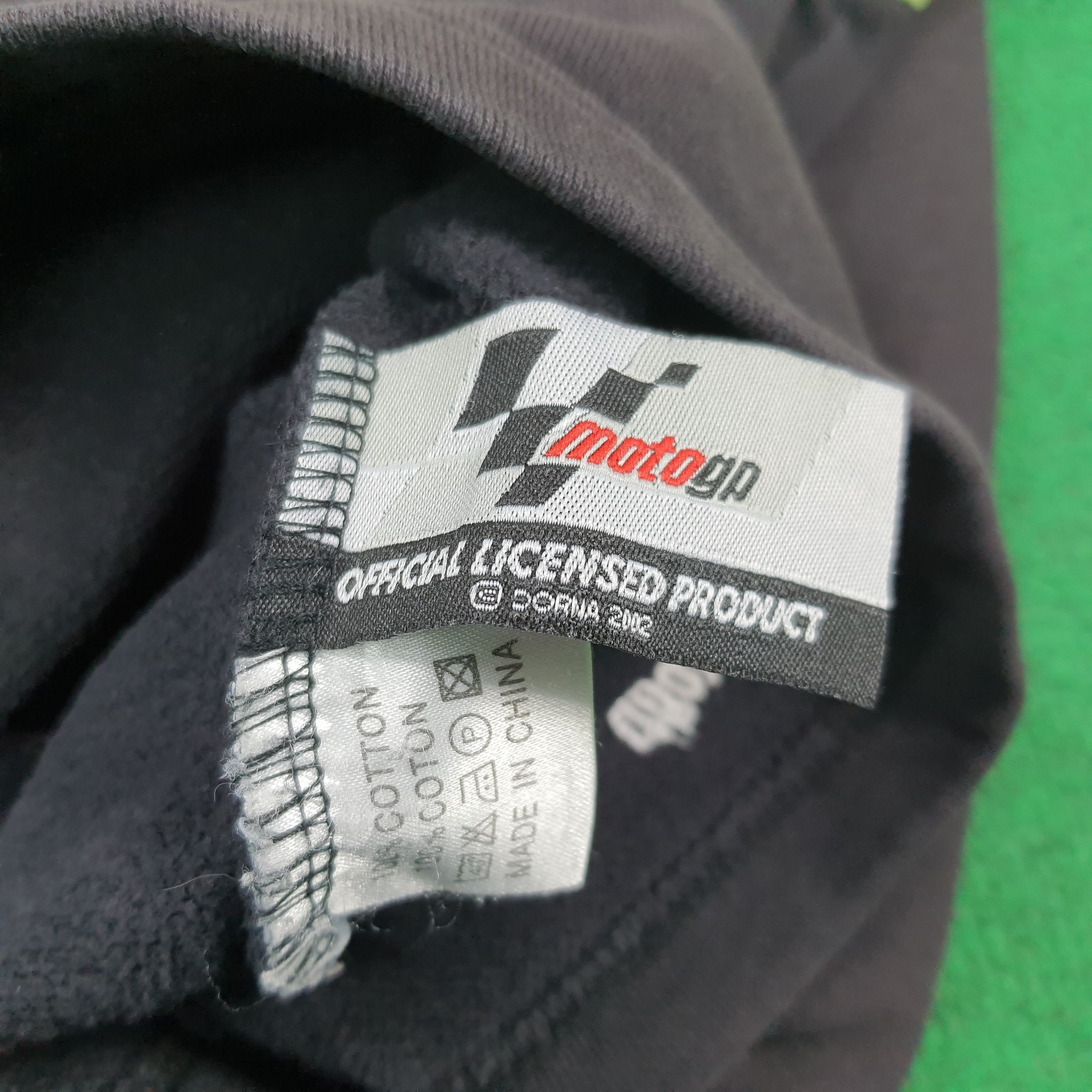 Japanese Brand Vintage 2002 Kawasaki Racing Team MotoGP Motorcross Crewneck Size US L / EU 52-54 / 3 - 9 Thumbnail