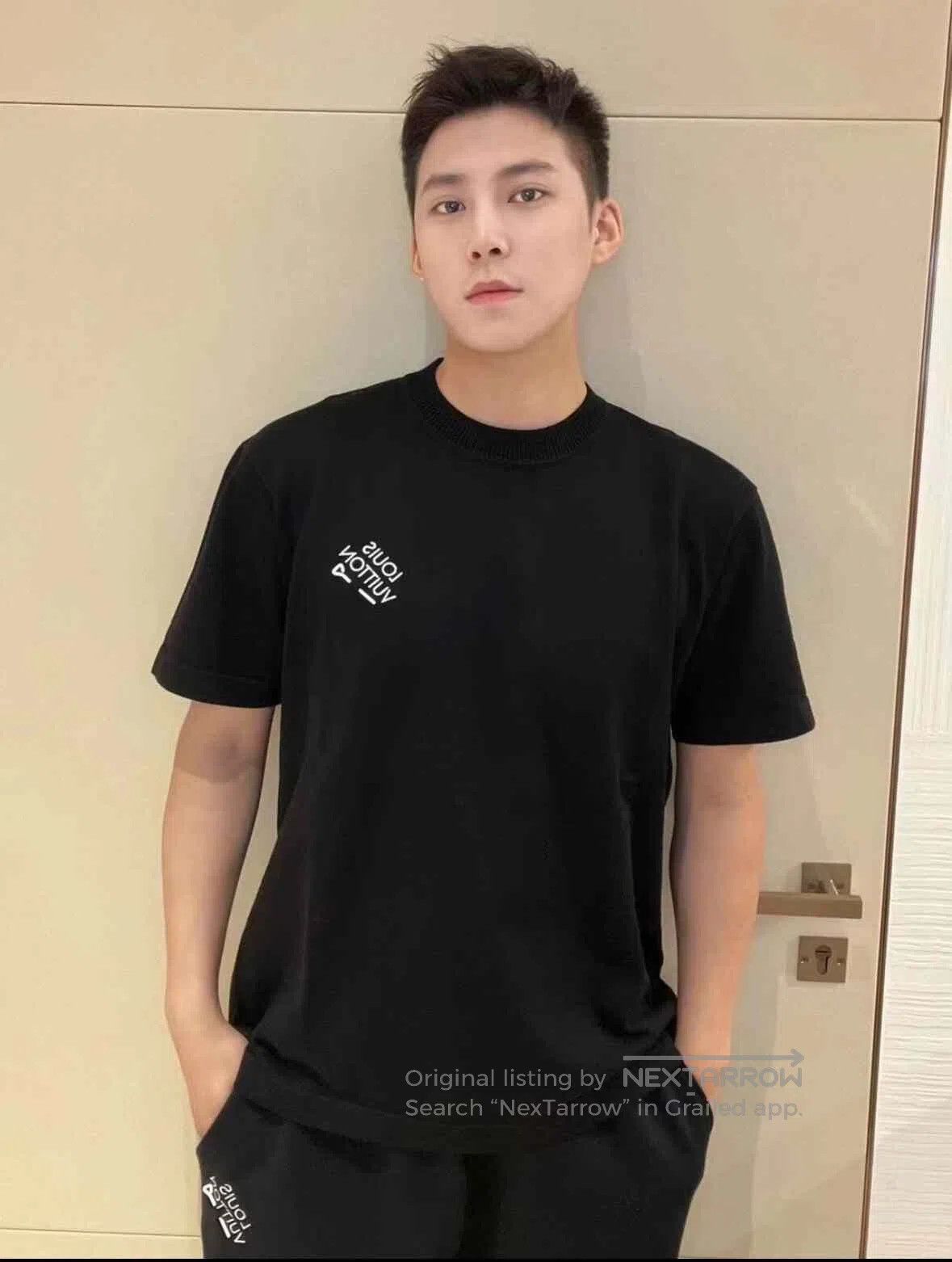 Louis Vuitton LV Pin Short Sleeve T. Size US L / EU 52-54 / 3 - 8 Thumbnail