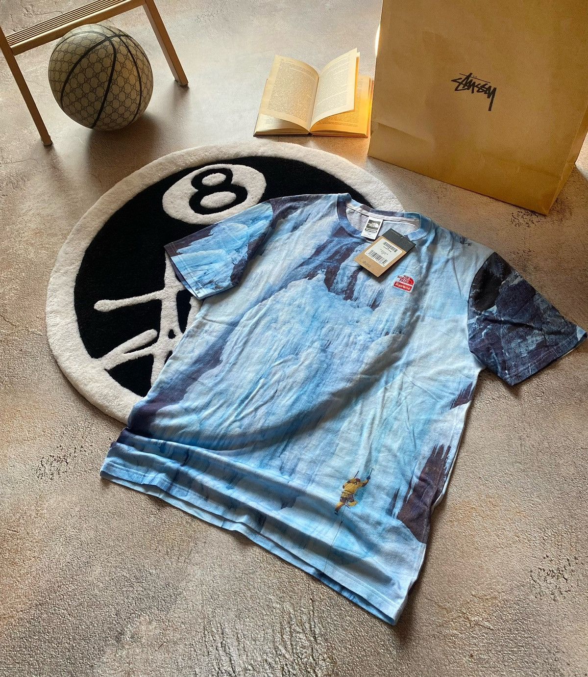 image of The North Face Ice Climb Tee Supreme Drop Ss21 Size M, Men's