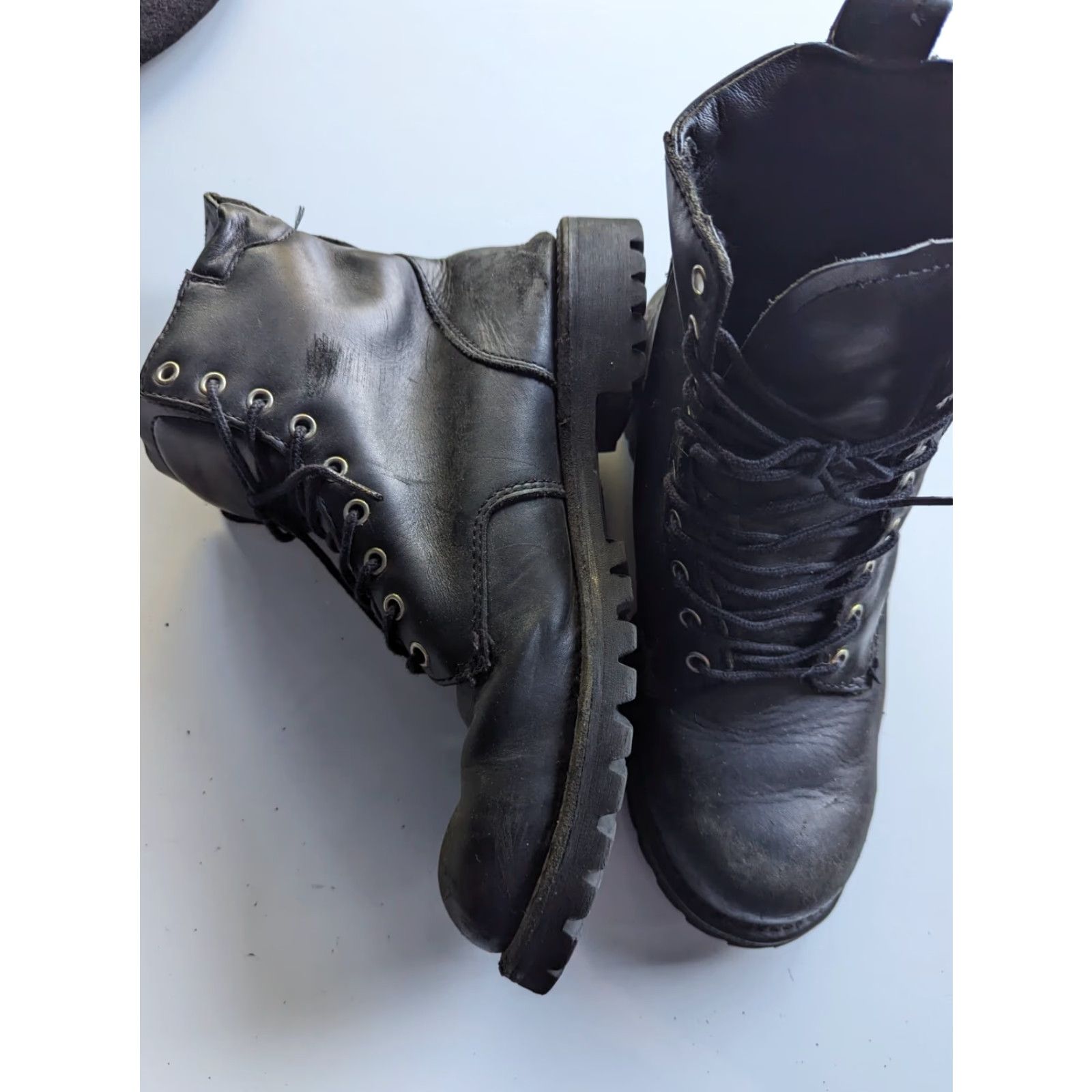 Red Wing VINTAGE Red Wing Boots 979 Leather Motorcycle Biker Mens Size 8.5 D Rubber Lug Soles Black Size US 8 / EU 41 - 5 Thumbnail