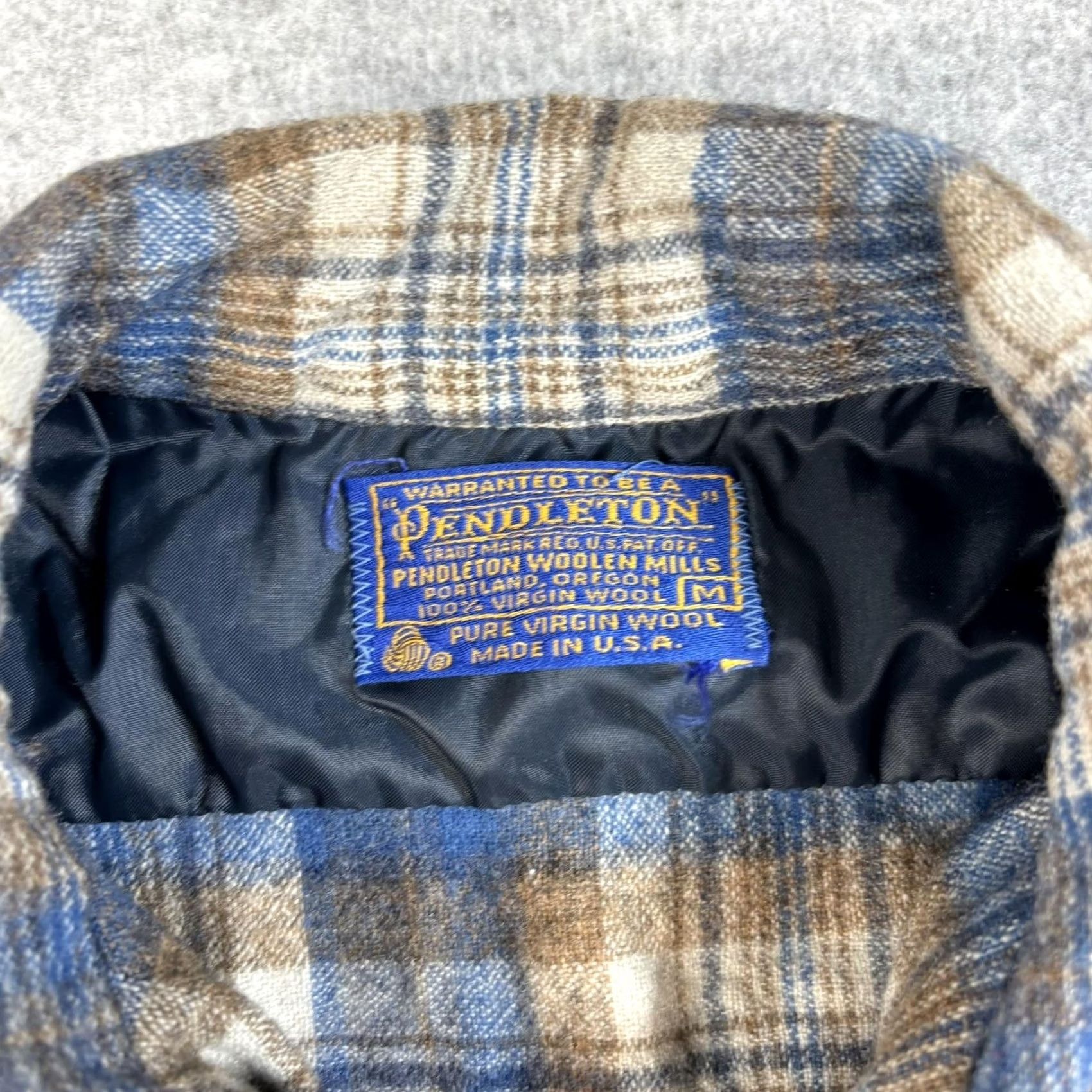 Pendleton VINTAGE Pendleton Wool Shirt Mens M Blue Plaid Shacket 60s 70s Button-Up Long Sleeve Collar Pocketed Pattern Size US M / EU 48-50 / 2 - 3 Thumbnail