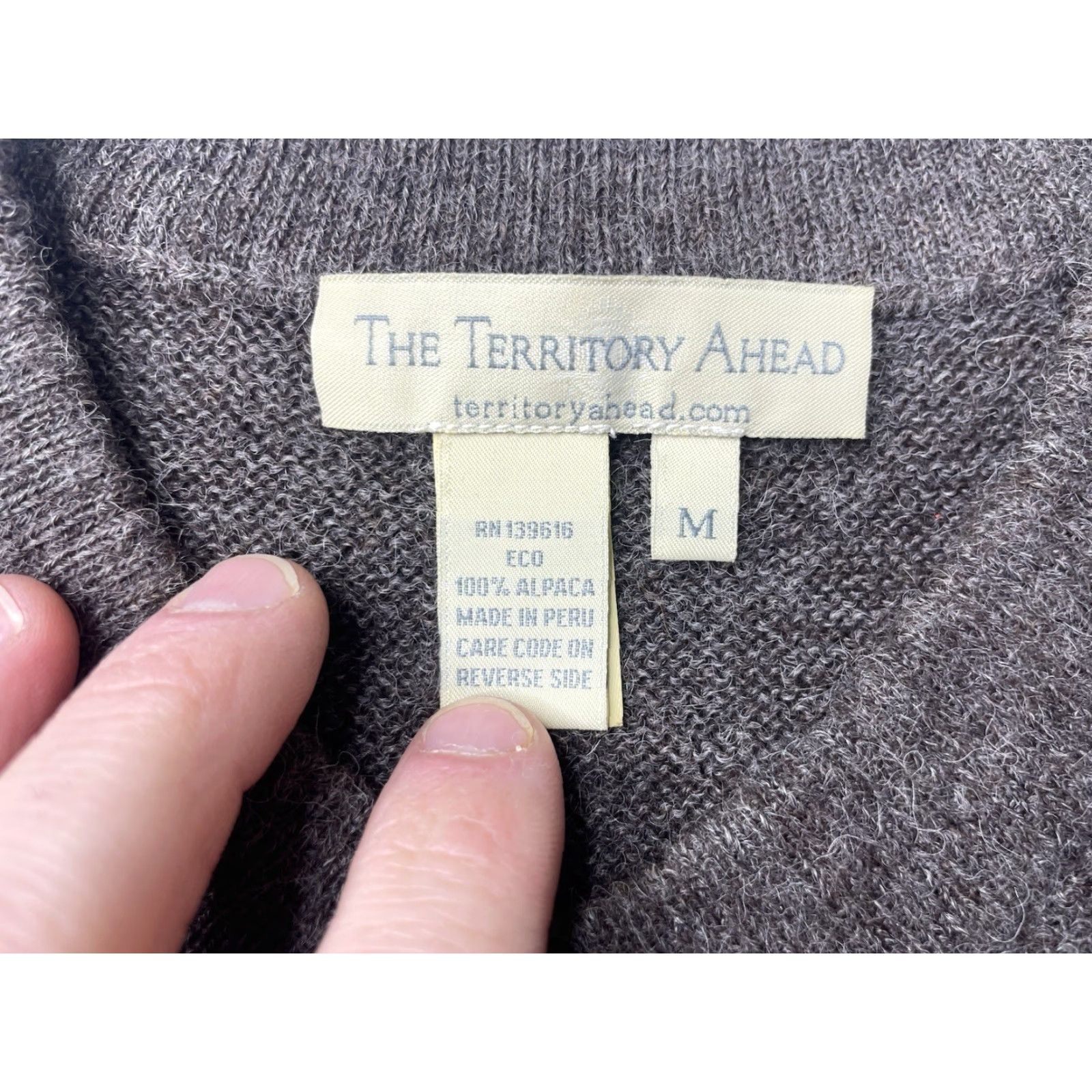 The Territory Ahead The Territory Ahead Sweater Mens V-Neck Pullover Brown Alpaca Knit Long Sleeve M Regular Fall Winter Peru Size US M / EU 48-50 / 2 - 3 Thumbnail