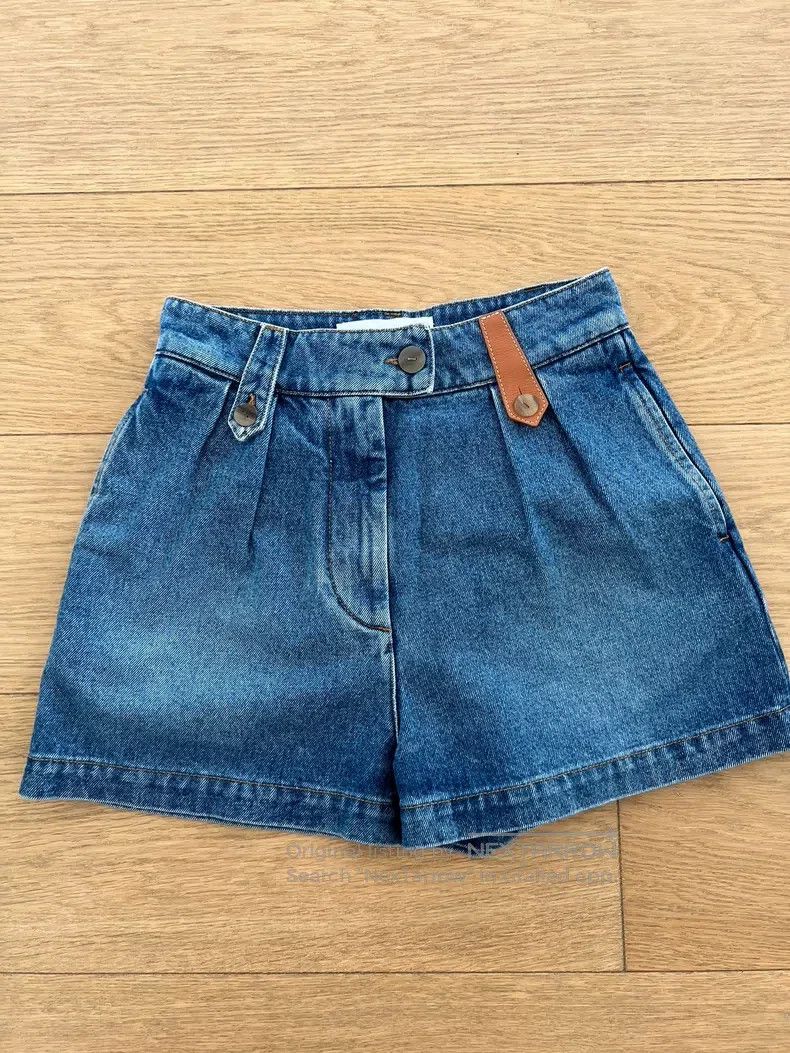 Loewe Loewe Blue denim shorts Size 24" / US 00 / IT 34 - 1 Thumbnail