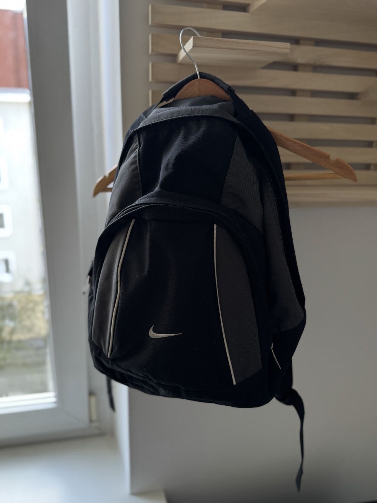 Nike × Vintage Nike Bagpack Vintage Big Swoosh Y2K Size ONE SIZE - 2 Thumbnail