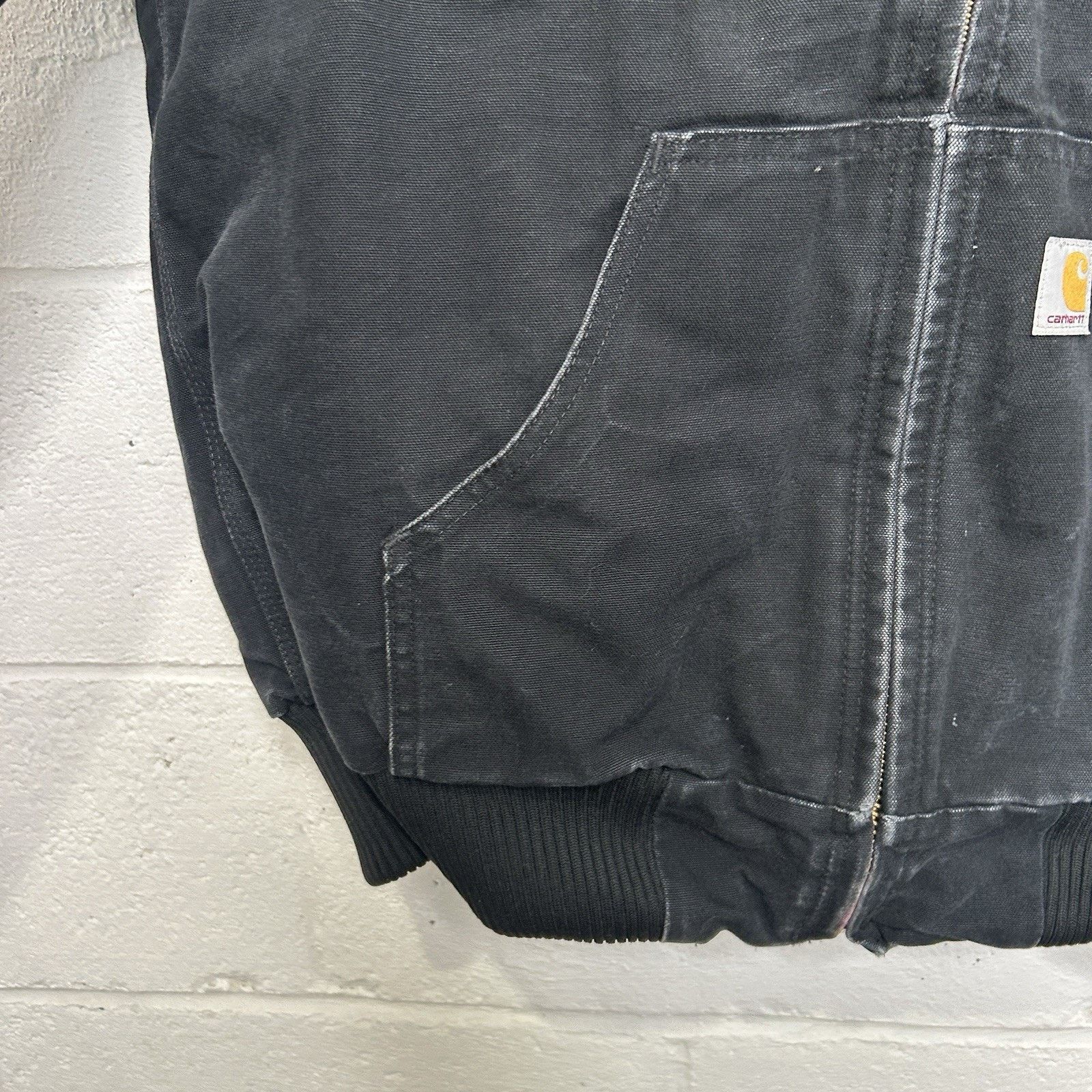Carhartt Vintage Carhartt Quilted Hooded Active Jacket “Black” J140 Size US M / EU 48-50 / 2 - 2 Thumbnail