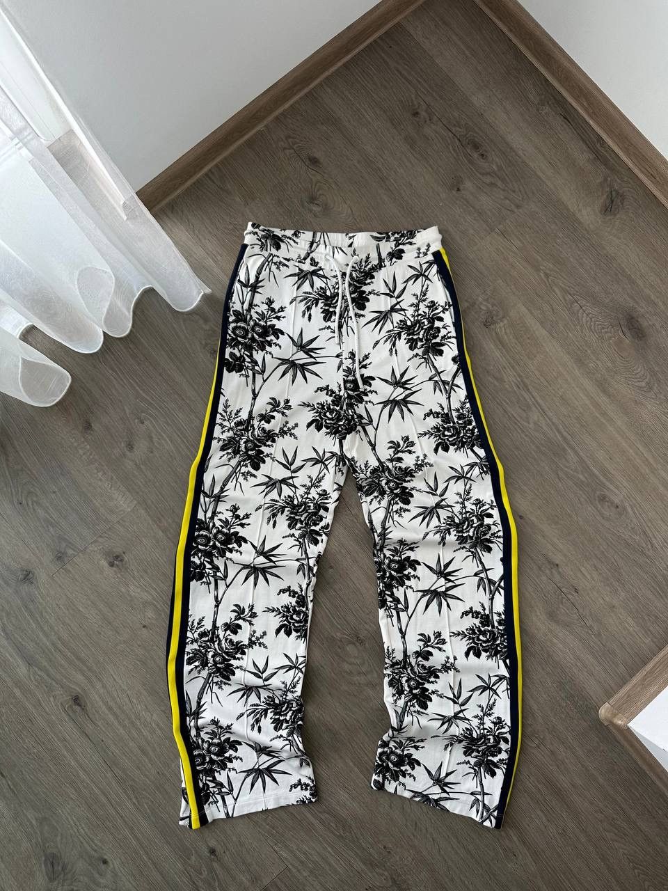 Essentiel Antwerp × Vintage Vintage Essentiel Antwerpen White Floral Pants Size 30" / US 8 / IT 44 - 3 Thumbnail