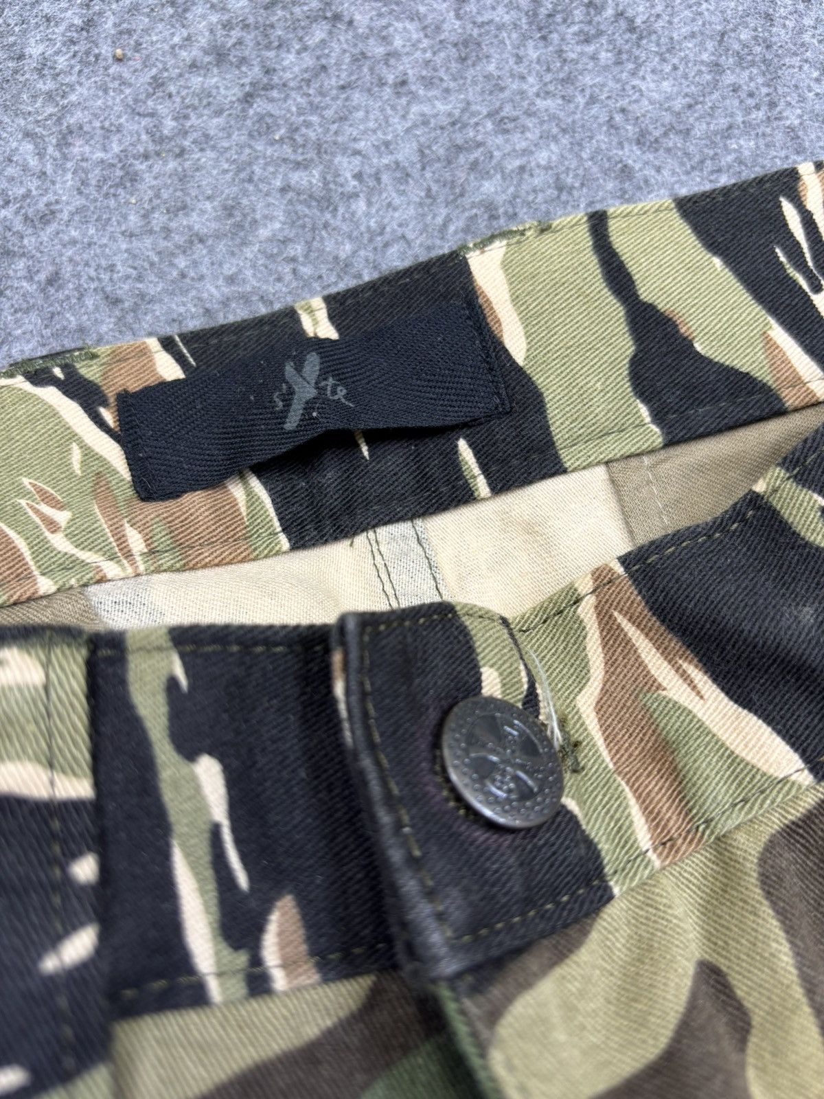 Yohji Yamamoto Yohji Yamamoto TigerStripe Woodland Patchwork Pant F709 Size US 30 / EU 46 - 22 Thumbnail