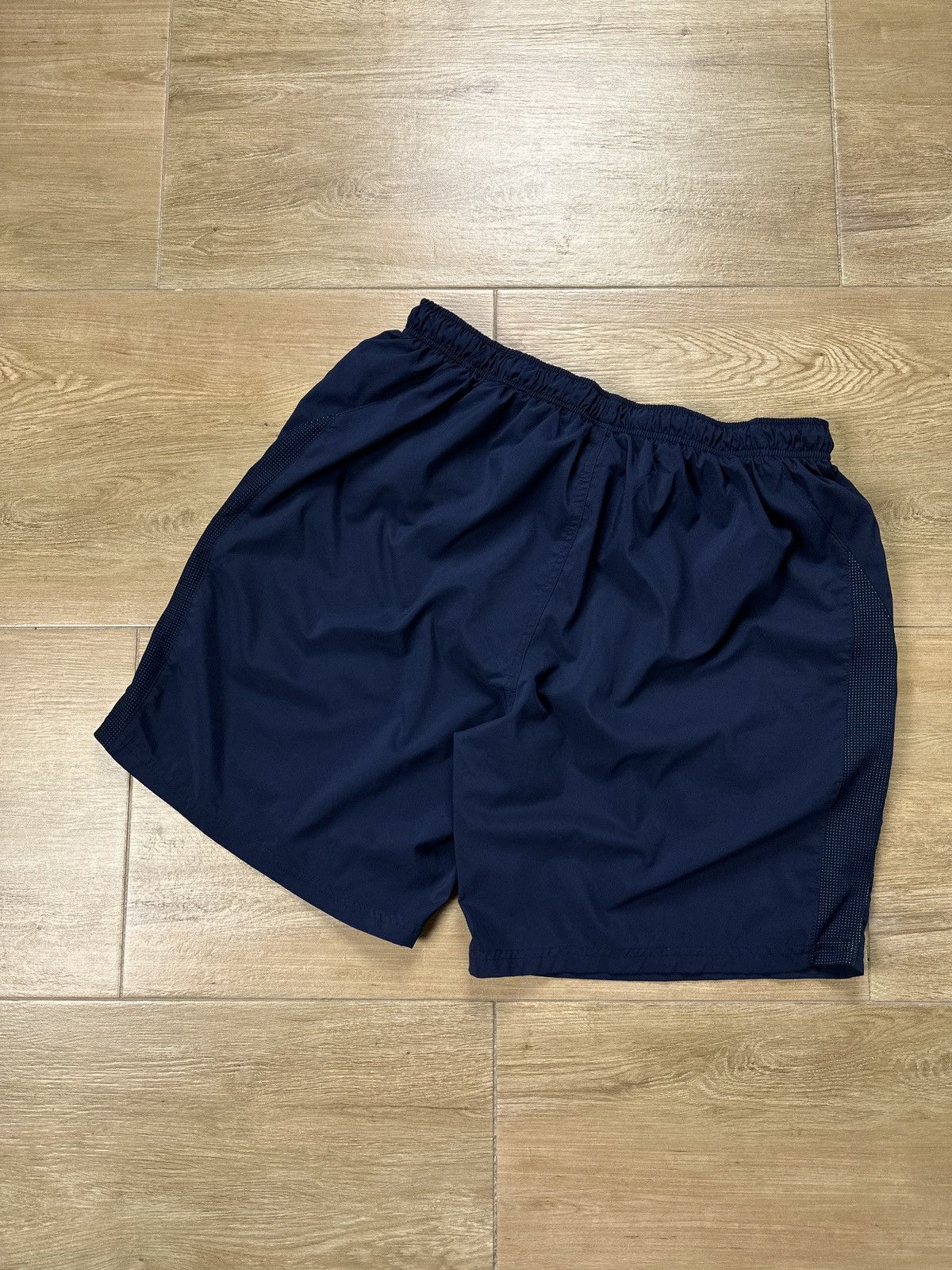 Umbro Umbro Ireland Soccer Team Shorts Size US 38 / EU 54 - 8 Thumbnail