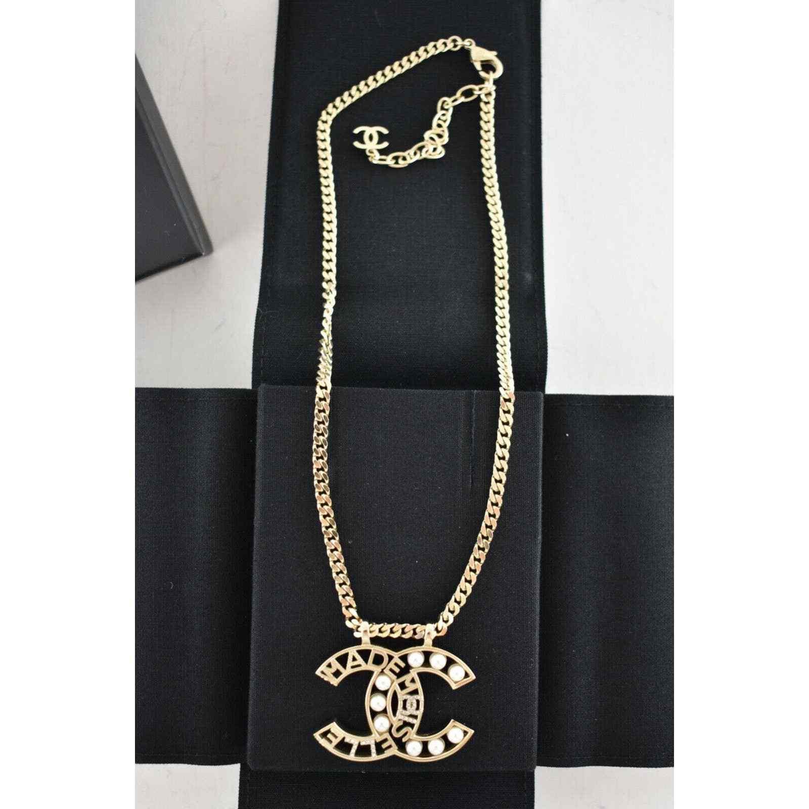 Chanel Chanel 22P Gold Metal Pearl Mademoiselle Pendant Necklace Size ONE SIZE - 7 Thumbnail