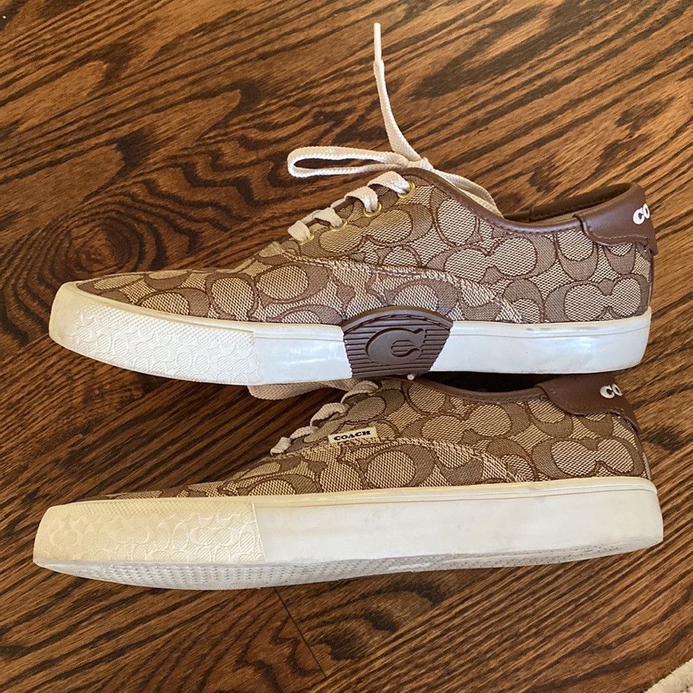 Coach COACH Women’s 9.5 Normal Citysole Skate Sneaker Logo Patter Size US 9.5 / IT 39.5 - 7 Thumbnail