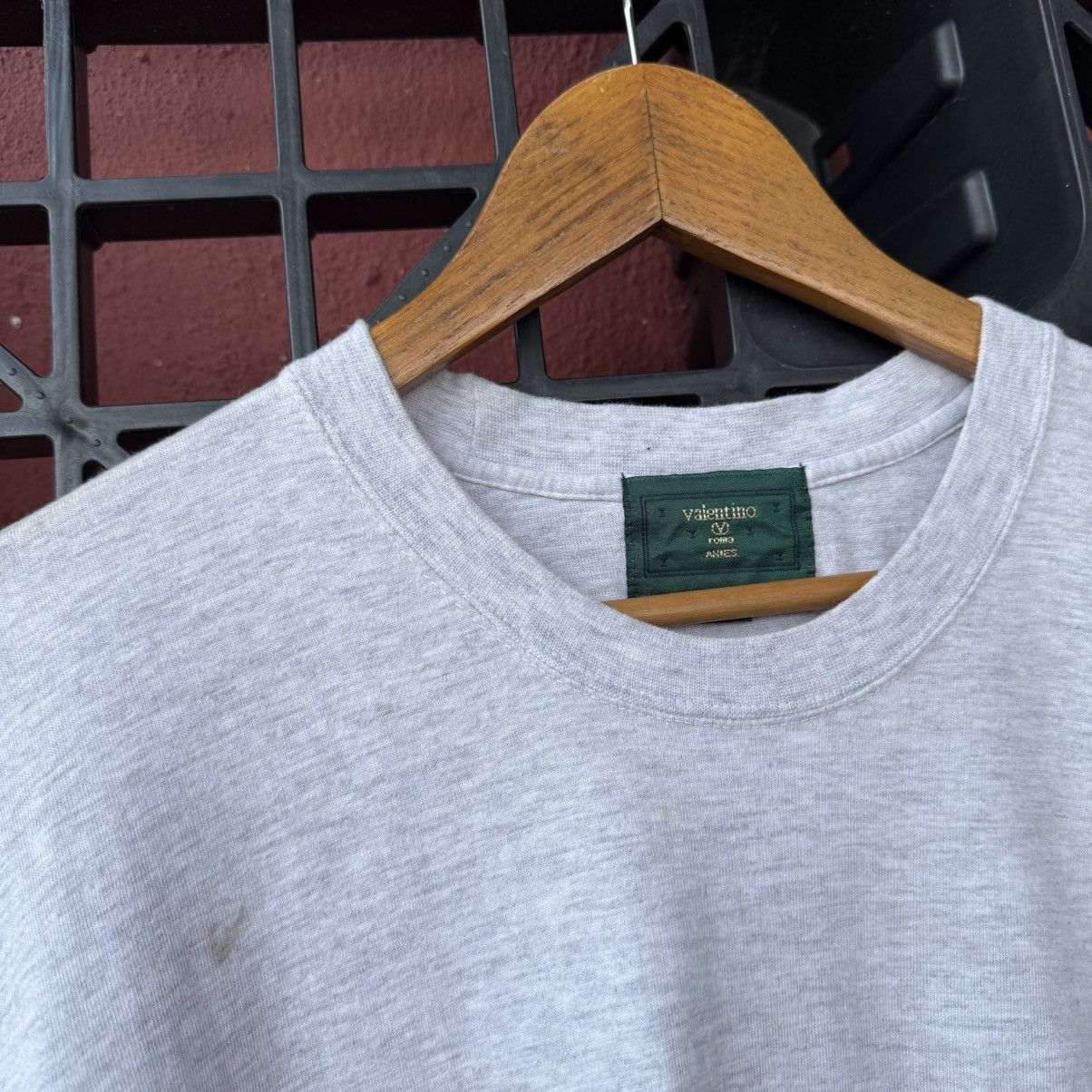Valentino Valentino Anies Embroidery Colourful Luxury Basic Tee Size US L / EU 52-54 / 3 - 8 Thumbnail