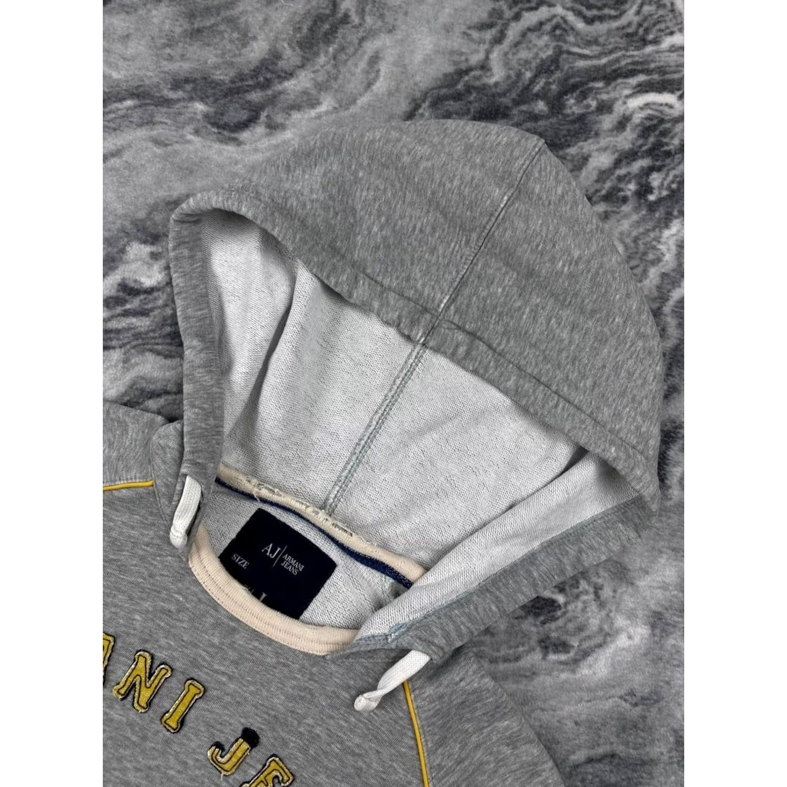 Vintage VINTAGE Armani Jeans Hoodie Big Logo AJ Men Size M Gray Size US M / EU 48-50 / 2 - 4 Thumbnail