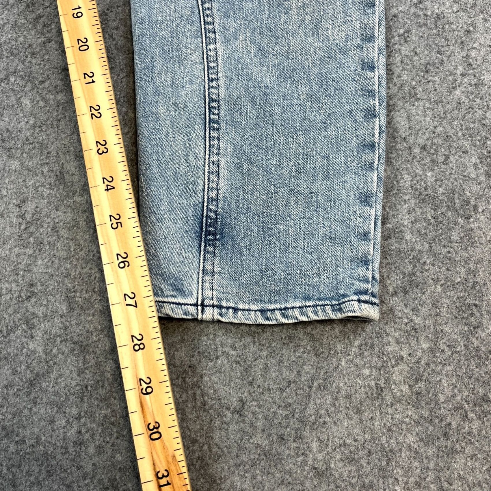 G-Star G-Star Womens Jeans Boyfriend Arc Tapered 27 34 UK 8 Light Blue Wash Y2K Regular Rise 5-Pocket Denim Jeans Womens Size 30" / US 8 / IT 44 - 4 Thumbnail