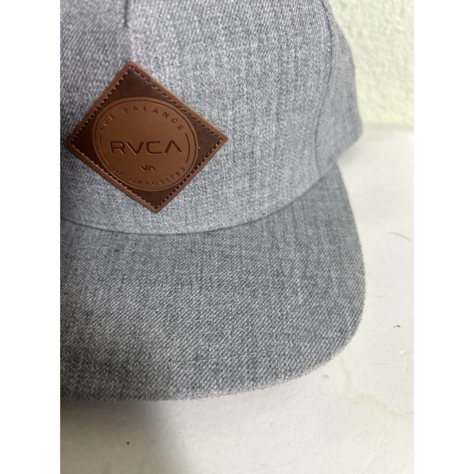 RVCA VINTAGE RVCA VA Patch Twill Snap Back Hat Cap Smoke Grey Adjustable Snapback Men Size ONE SIZE - 5 Thumbnail