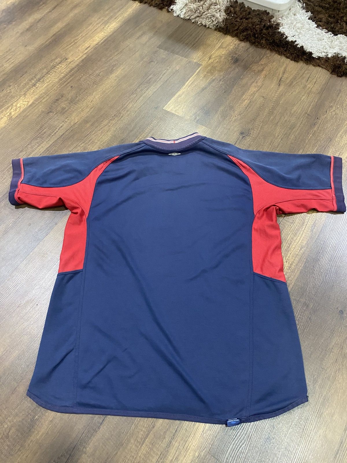 Umbro × Vintage Original Umbro 90’s England Jersey Robbie Fowler 9 Size US L / EU 52-54 / 3 - 13 Thumbnail