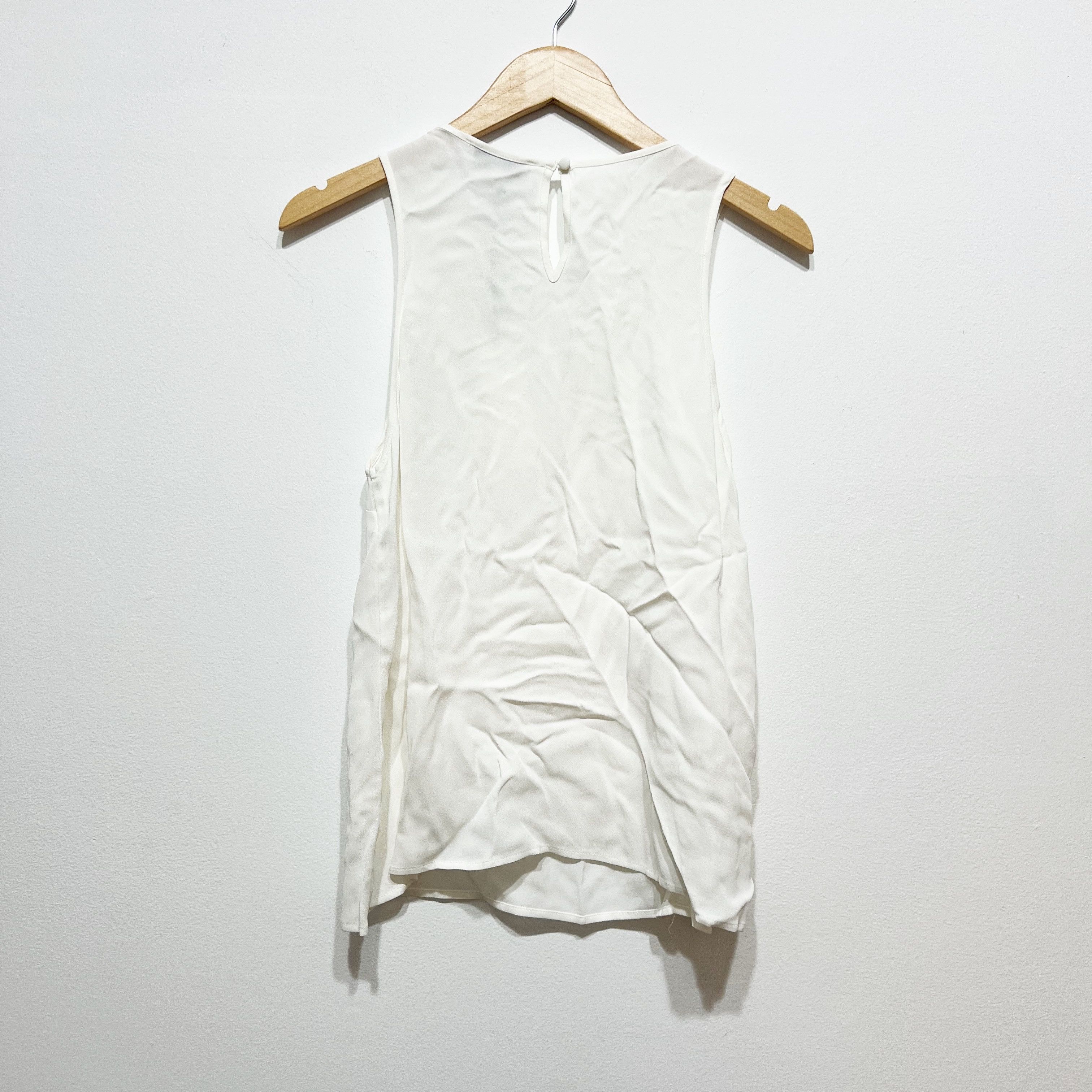 Karina Grimaldi NEW Karina Grimaldi Fringe Tassel Sleeveless Size L / US 10 / IT 46 - 4 Thumbnail