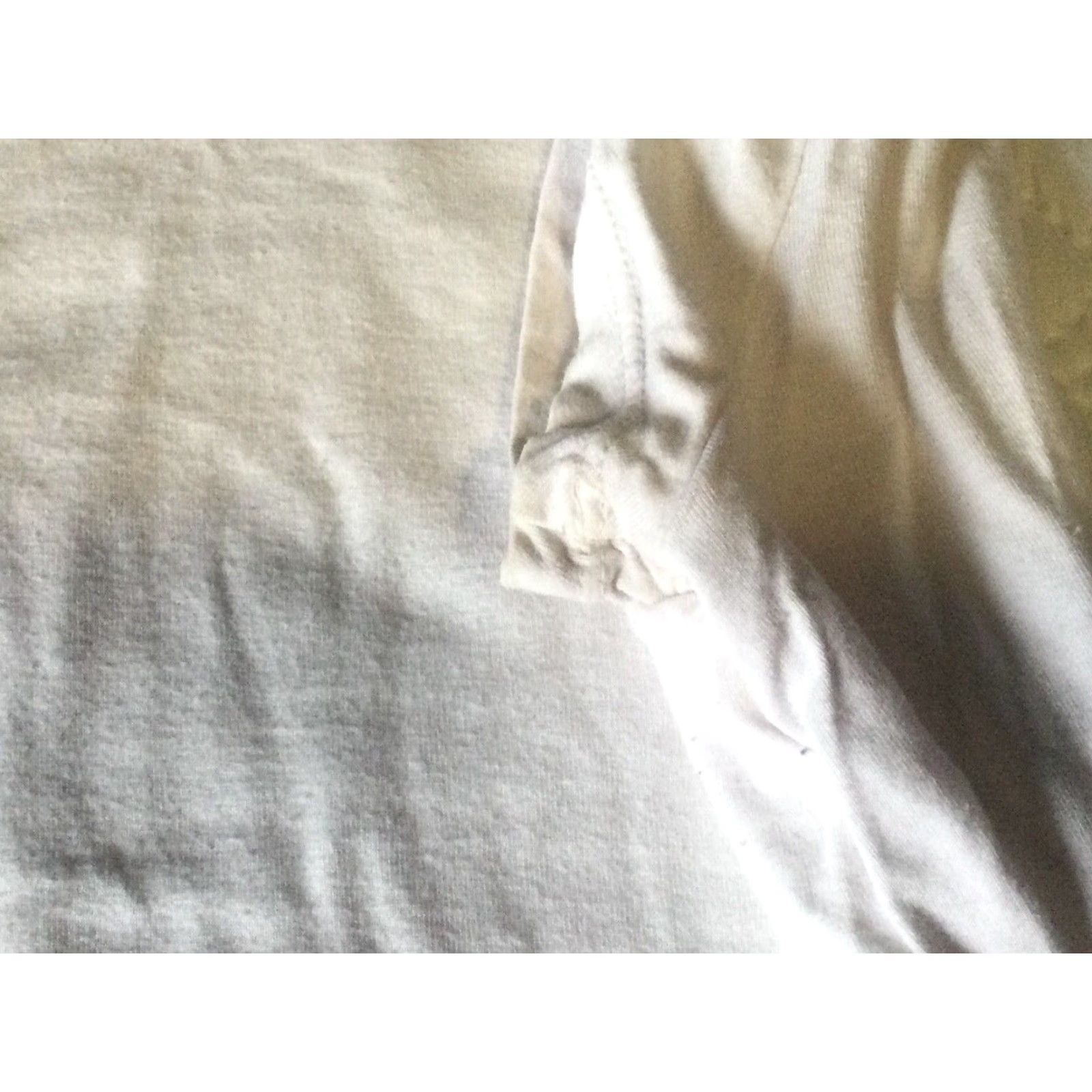 Vintage VINTAGE The Limited Solid T-Shirt Women’s Medium White Short Sleeve Regular Fit Size M / US 6-8 / IT 42-44 - 4 Thumbnail