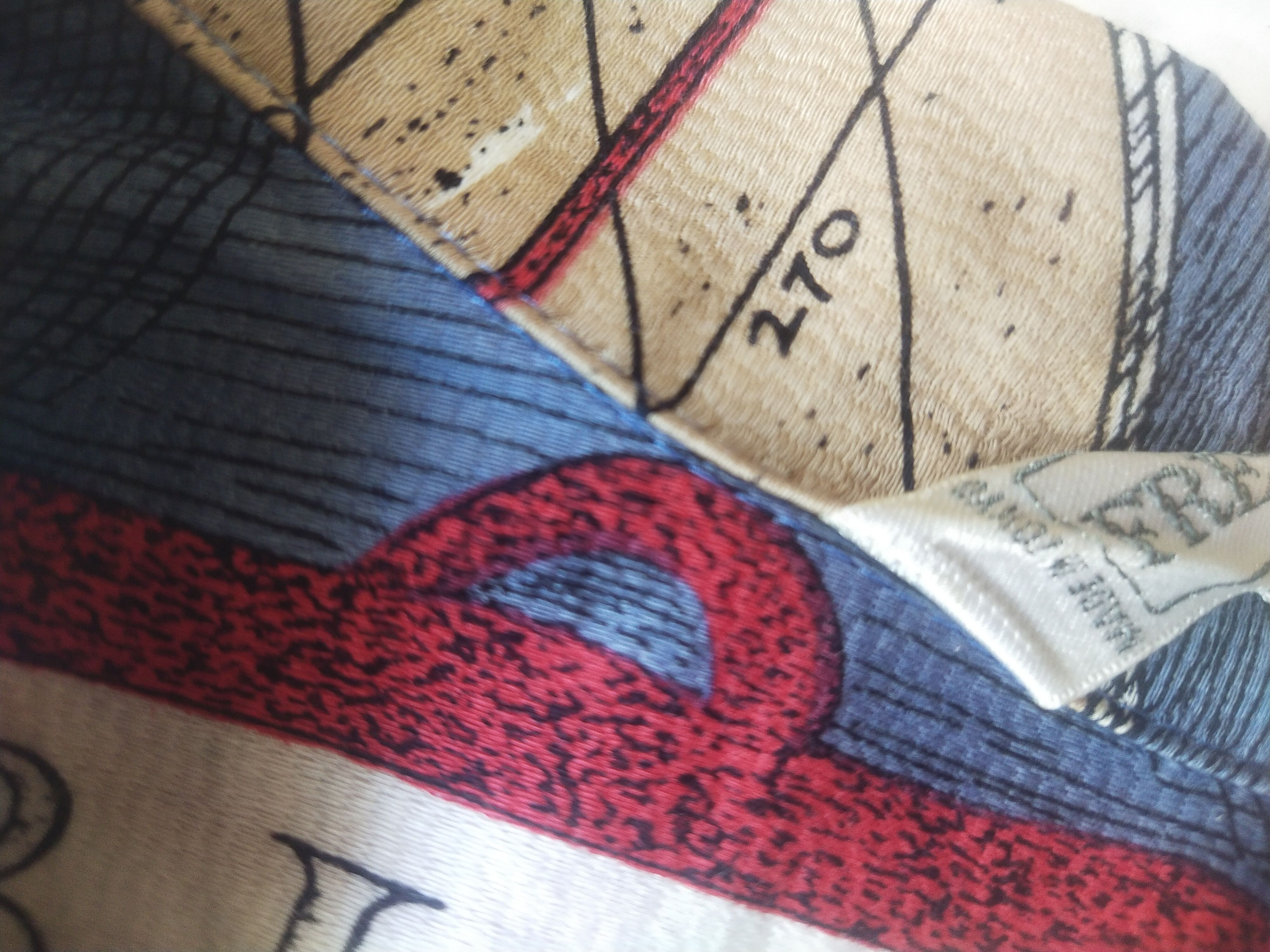 Vintage Vintage Fresa World Map Print Shirt Japan Graphic Size US M / EU 48-50 / 2 - 12 Thumbnail