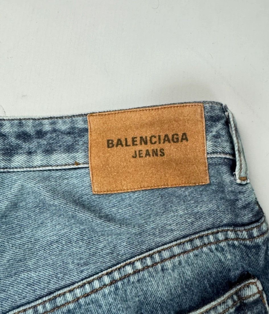 Balenciaga BALENCIAGA TROMPE L’OEIL PRINTED DENIM SWEATPANTS SHORTS Size US 30 / EU 46 - 11 Thumbnail