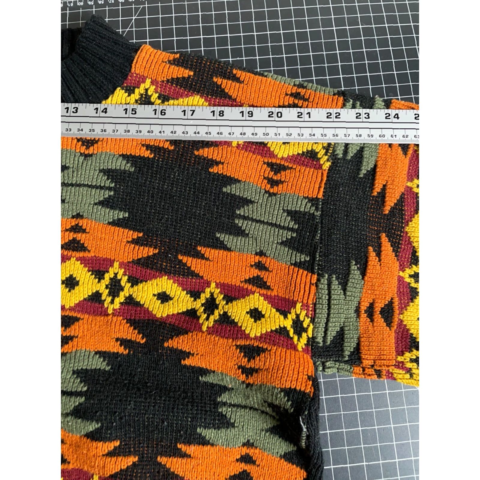 Vintage VINTAGE 80s Southwestern Pattern Sweater Women's M Black Orange Aztec Tribal Crew Neck Pullover Knit Geometric Casual Size M / US 6-8 / IT 42-44 - 7 Thumbnail