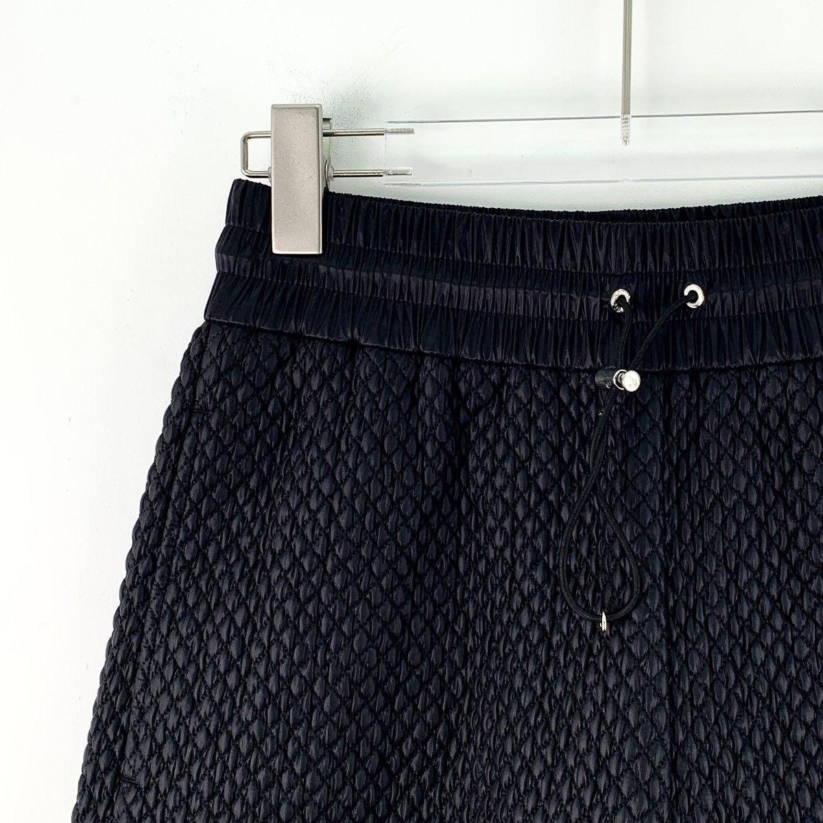 Moncler Moncler Black Nylon Quilted Drawstring Casual Shorts K26WX Size 27" / US 4 / IT 40 - 3 Thumbnail