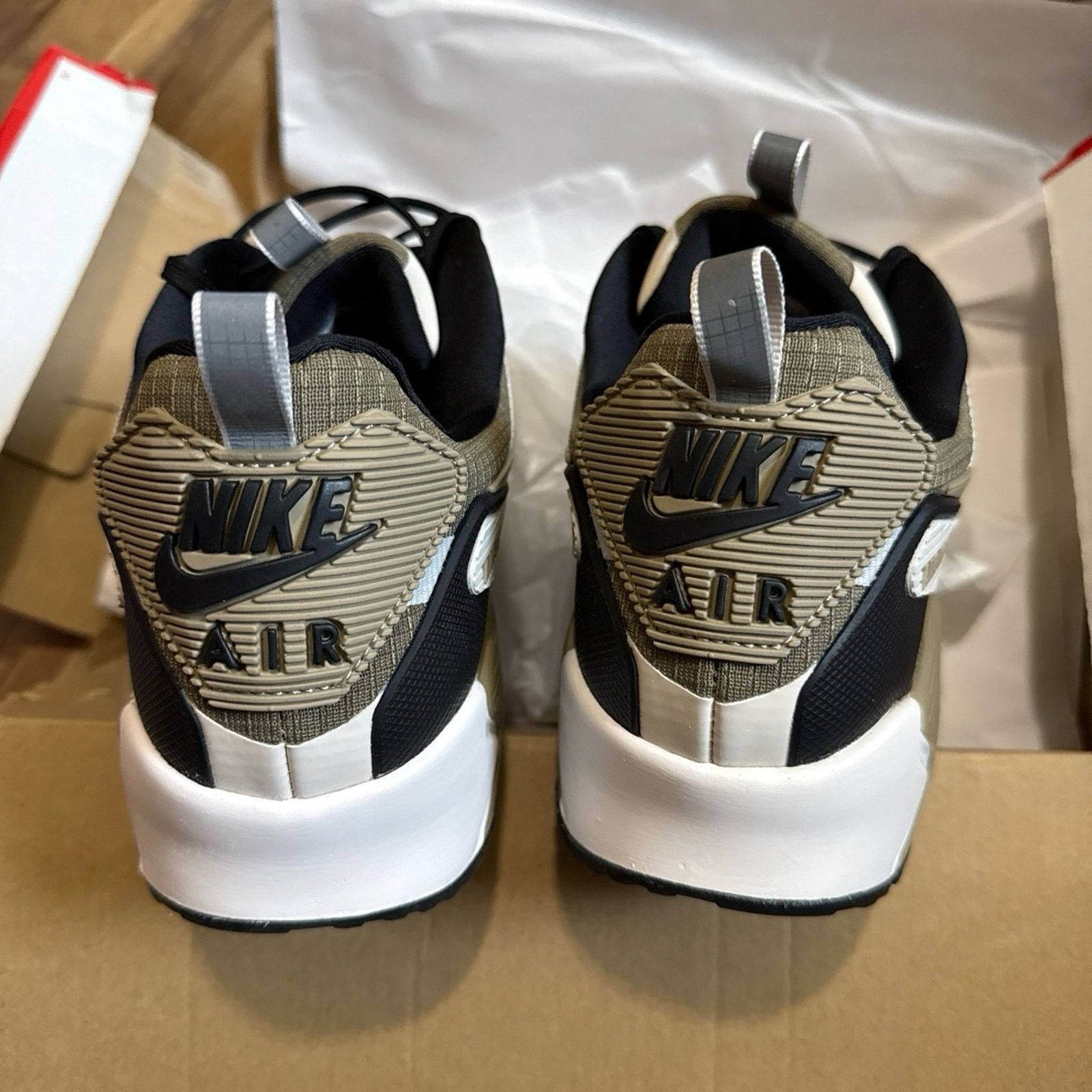 Nike Nike Air Max 90 Drift Size US 13 / EU 46 - 4 Thumbnail
