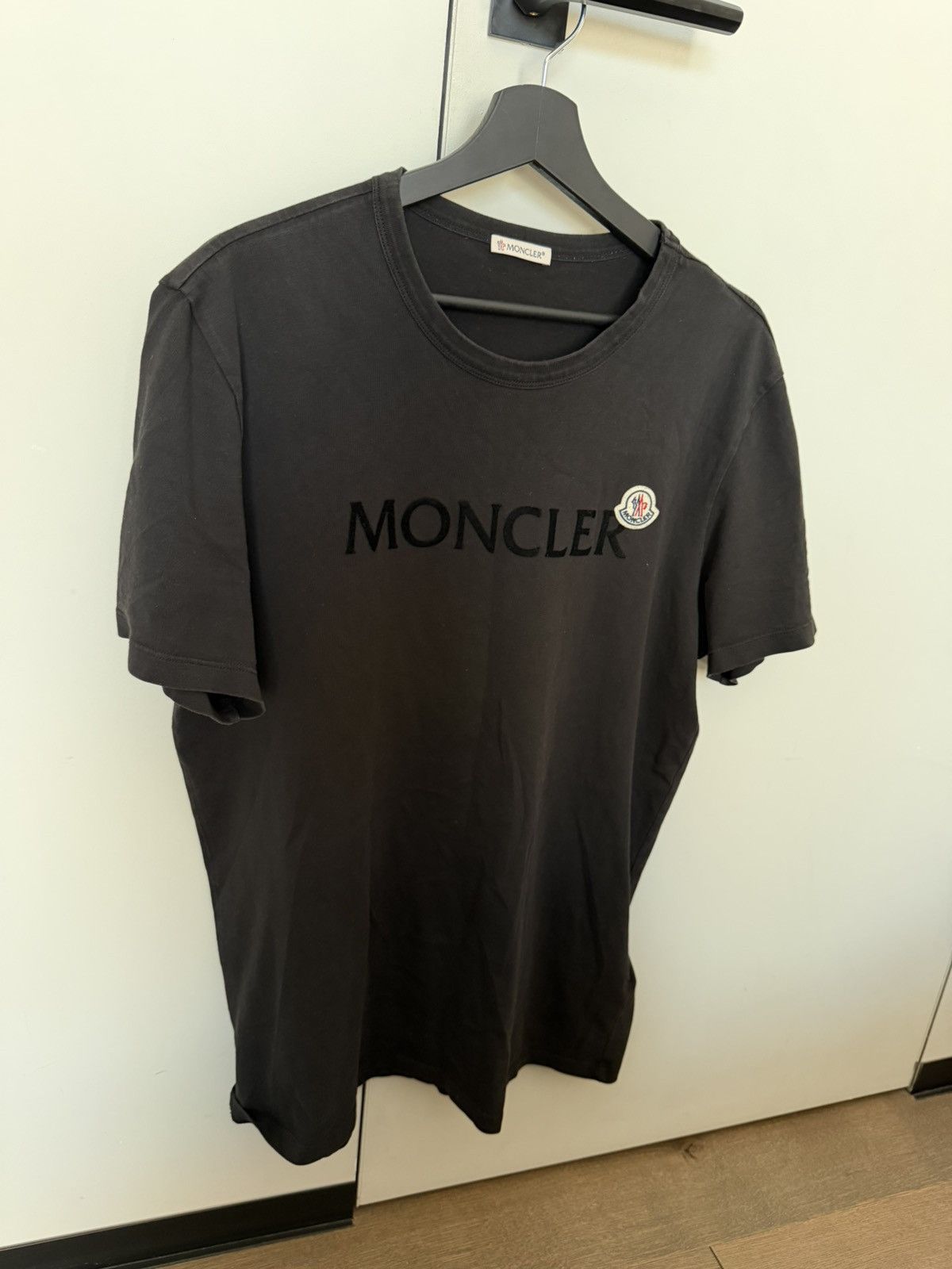 Moncler Moncler Logo T-Shirt Size US L / EU 52-54 / 3 - 2 Thumbnail