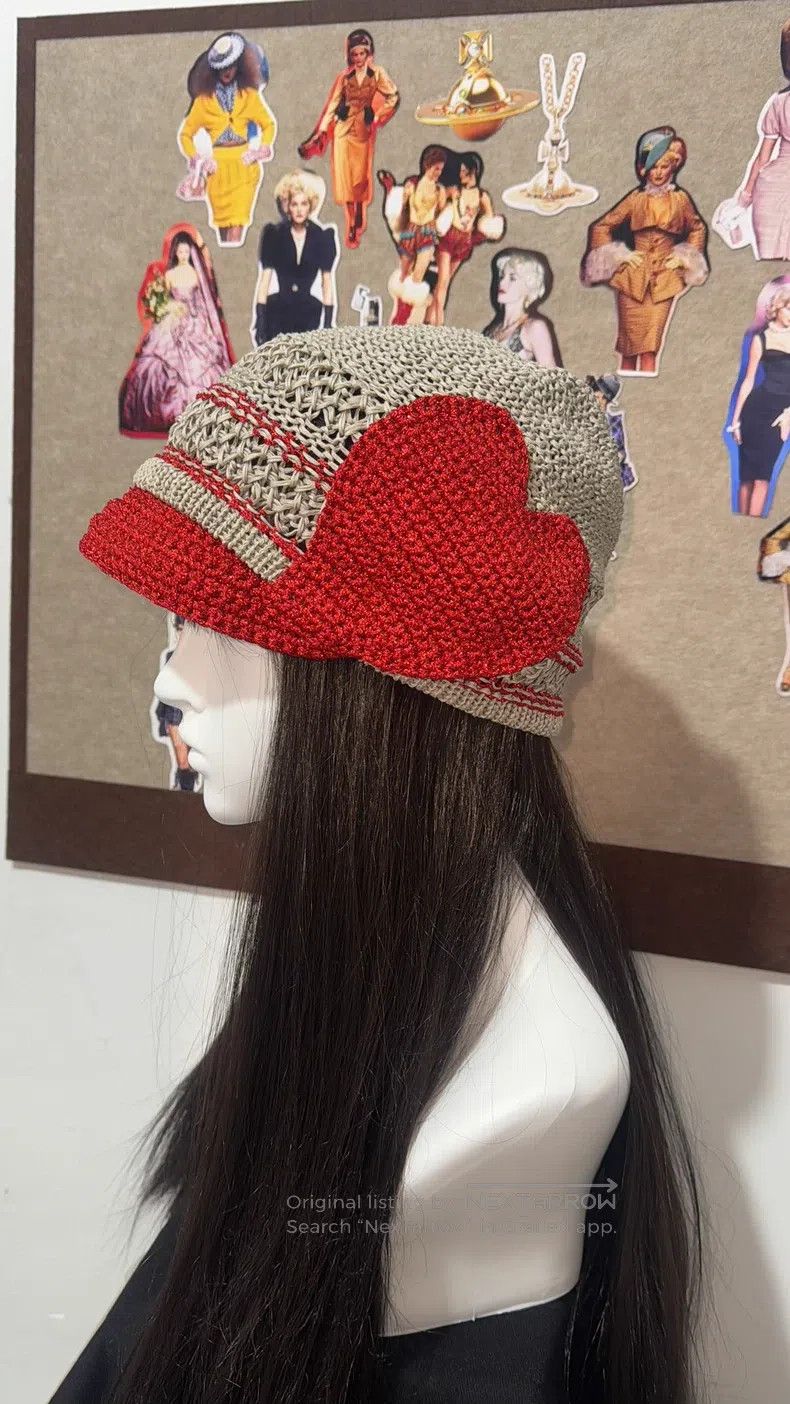 Vivienne Westwood Vivienne Westwood Rare Red Heart Knitted Cap Size ONE SIZE - 1 Thumbnail