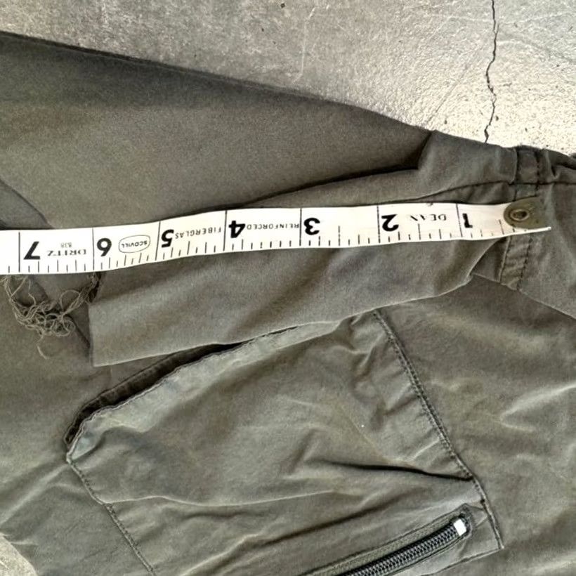 Vintage VINTAGE Y2K Hiking Green Cargo Mid Rise Utility Cut-Off Shorts Nature Small Womens Size 28" / US 6 / IT 42 - 5 Thumbnail