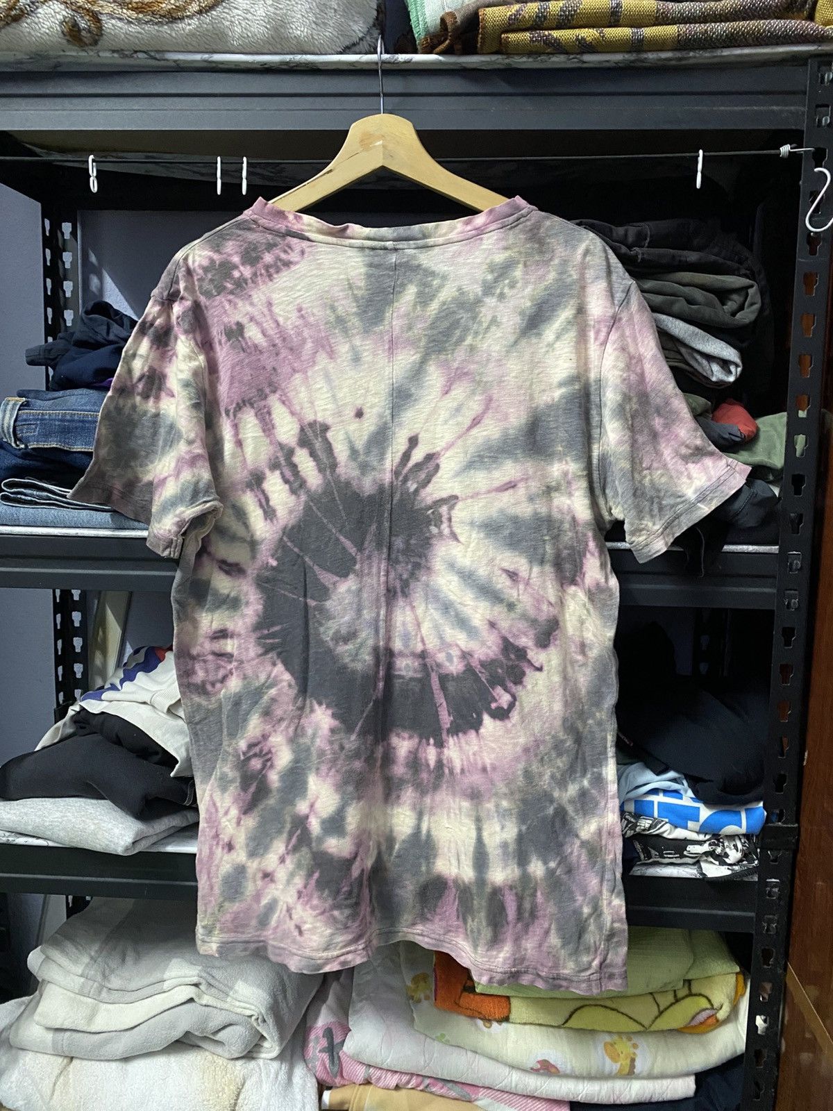 Undercover × Uniqlo Uniqlo Undercover Tyedye T shirts Size L / US 10 / IT 46 - 2 Thumbnail