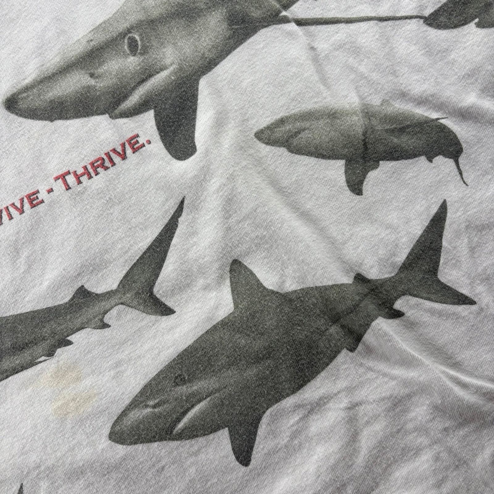 Hanes Vintage 90s shark AOP tee Size US XL / EU 56 / 4 - 4 Thumbnail