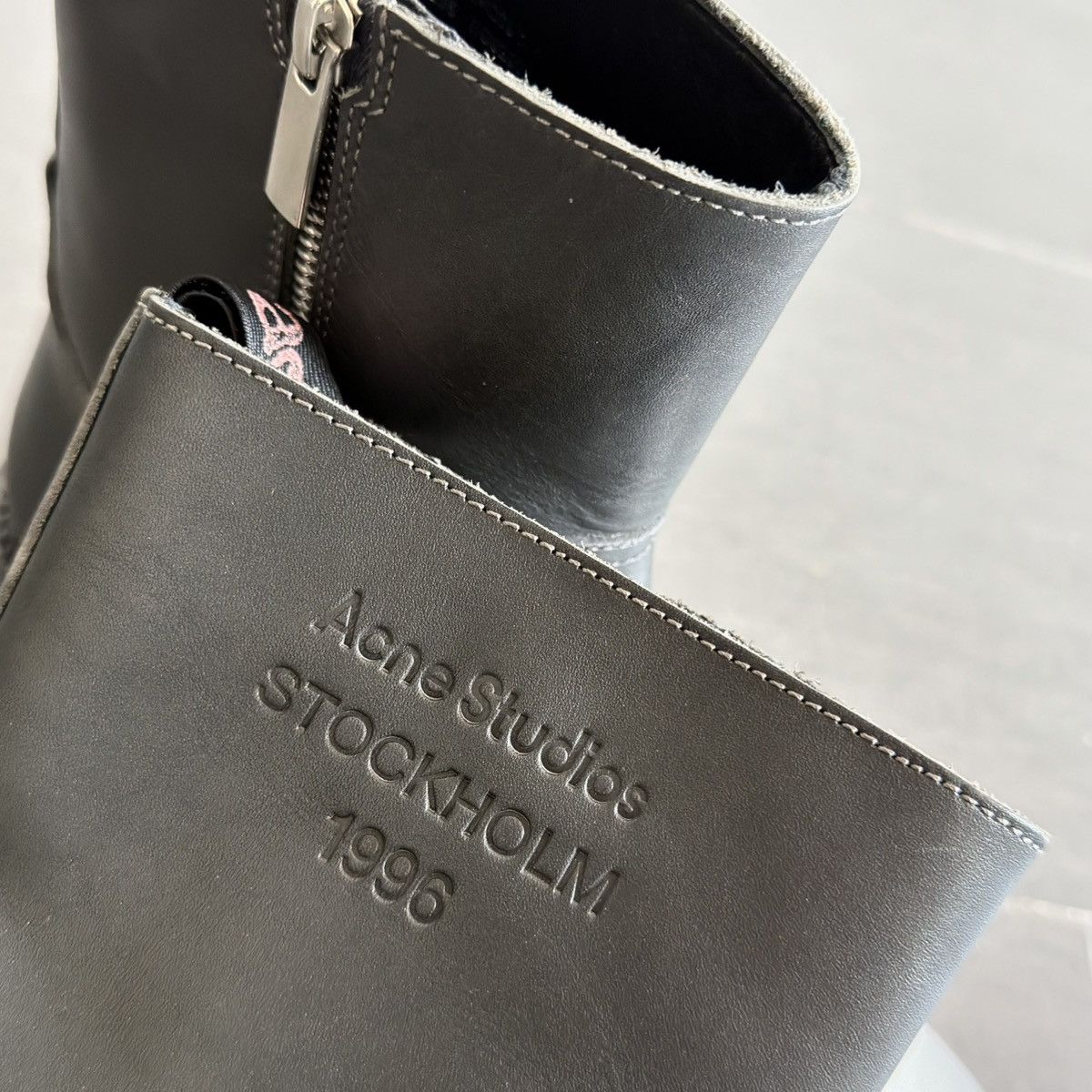 Acne Studios Acne Studios Chrome Gradient Zip Up Heel Engineer Boots Size US 9 / EU 42 - 3 Thumbnail