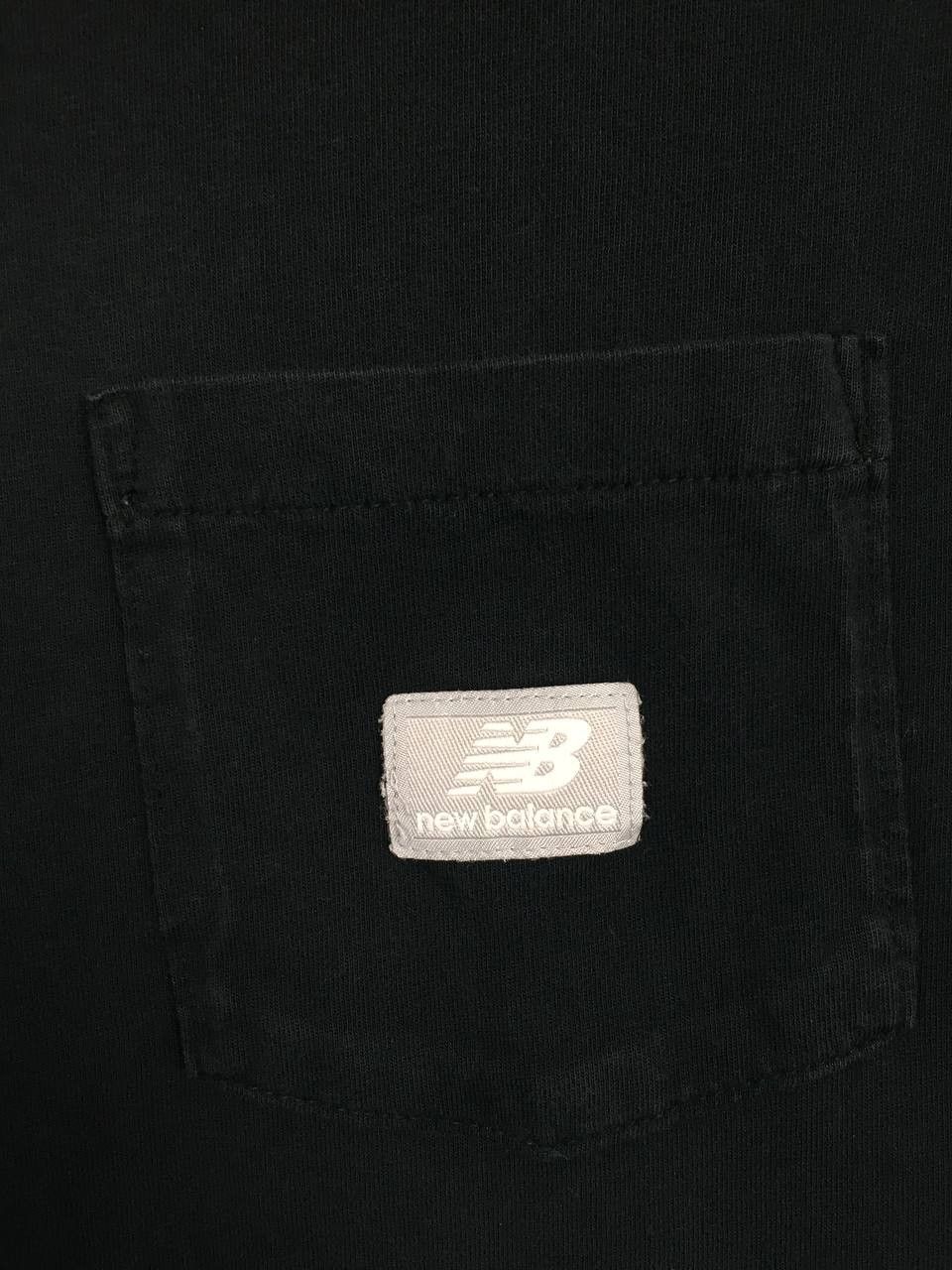 New Balance New Balance NB Casual Essentials Pocket Tee Size US XL / EU 56 / 4 - 4 Thumbnail