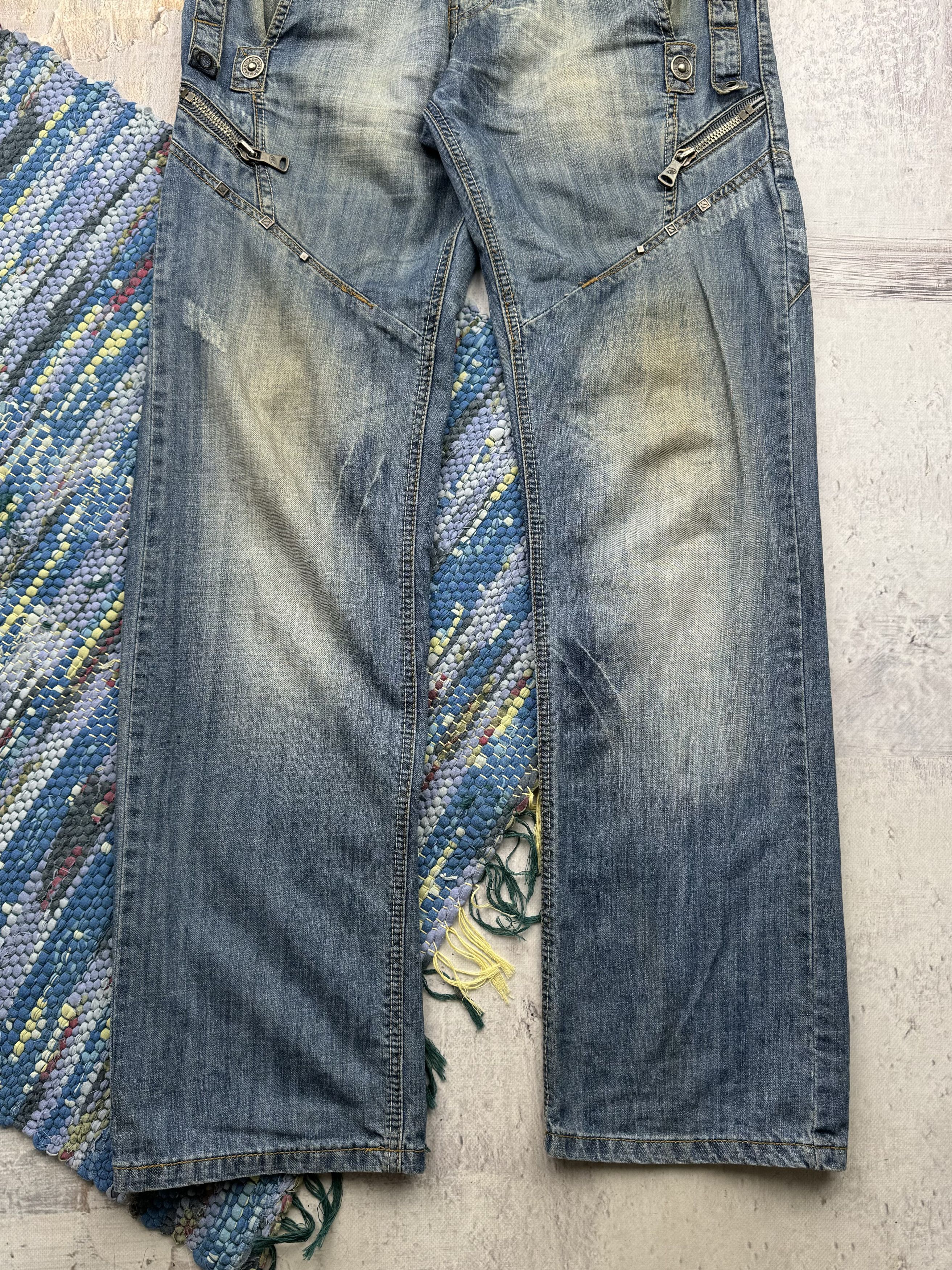 Japanese Brand Vintage Jeans With Many Metal Details A482(368) Size US 31 - 3 Thumbnail