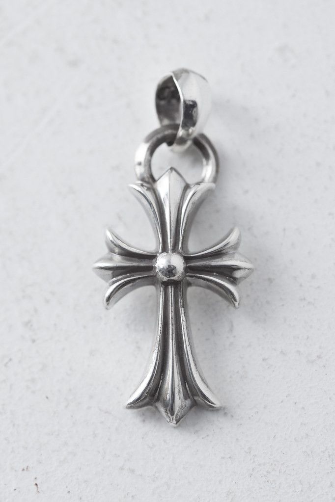 Chrome Hearts CH cross pendant | Grailed