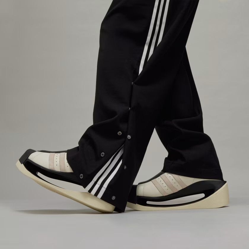 Y-3 Y-3 ADIDAS SPORT UNIFORM 3-STRIPES PANTS Size US 34 / EU 50 - 2 Thumbnail