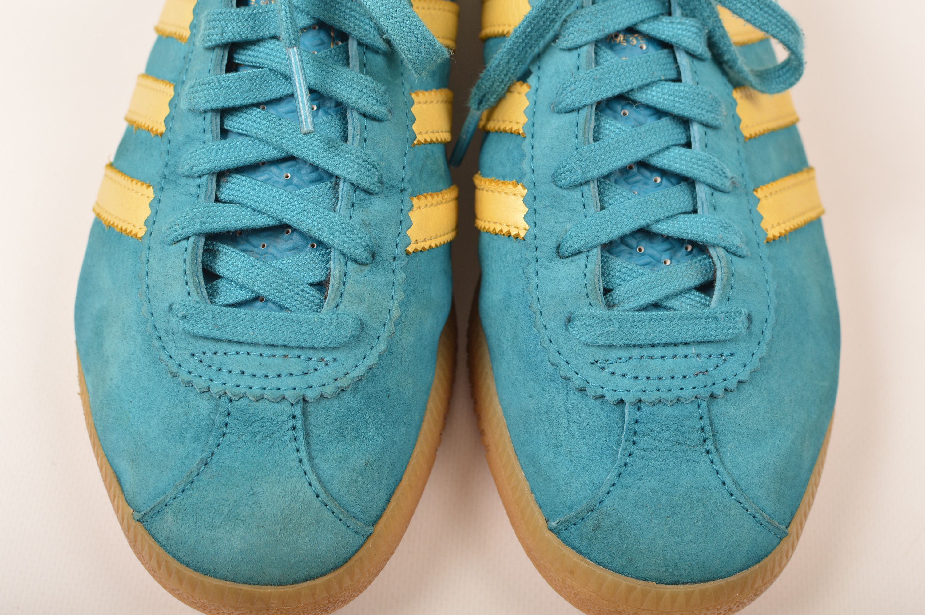 Adidas Adidas Originals Bern City Series Blue / Gold Gum Size US 8.5 / EU 41-42 - 2 Thumbnail