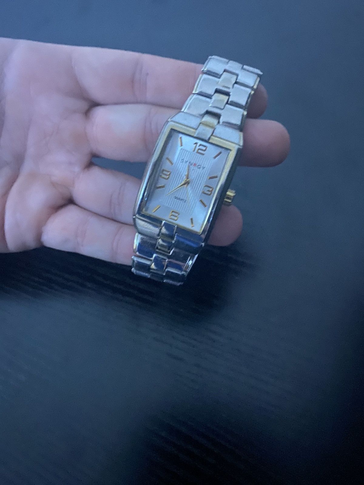 Vintage Synrgy quartz watch Size 46 - 3 Thumbnail