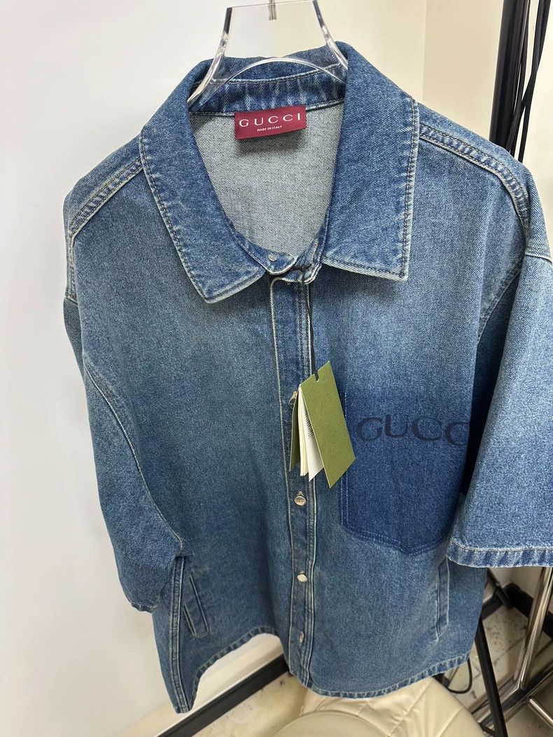 Gucci Gucci Denim short-sleeved shirt Size US M / EU 48-50 / 2 - 1 Thumbnail