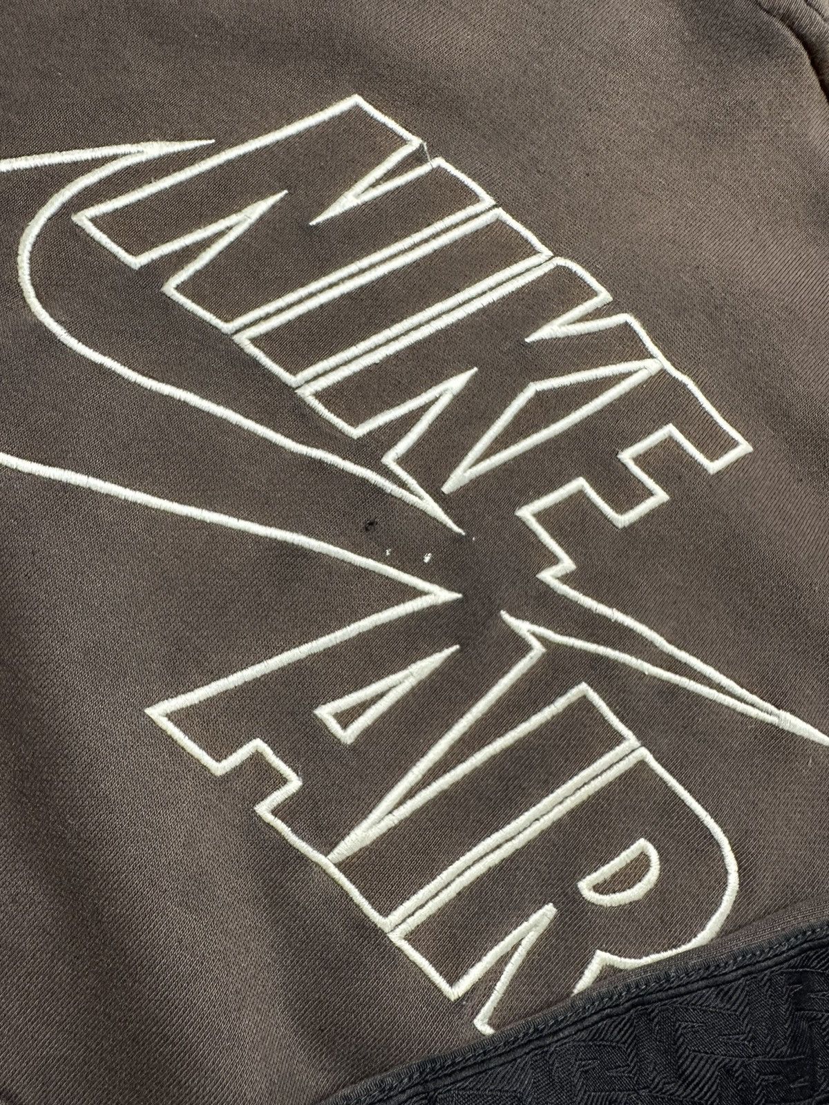 Nike × Vintage Vintage Nike air hoodie brown big logo distressed size XL Size US XL / EU 56 / 4 - 8 Thumbnail