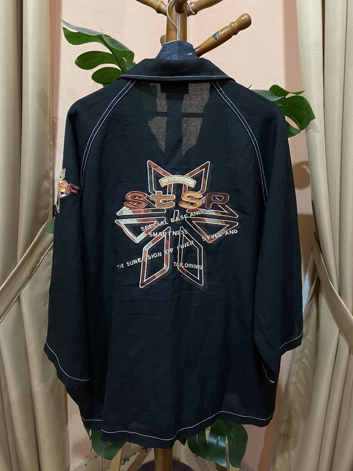 Vintage Santa Sports Black Zip-Up Jacket Streetwear Embroidered Size US XL / EU 56 / 4 - 1 Thumbnail