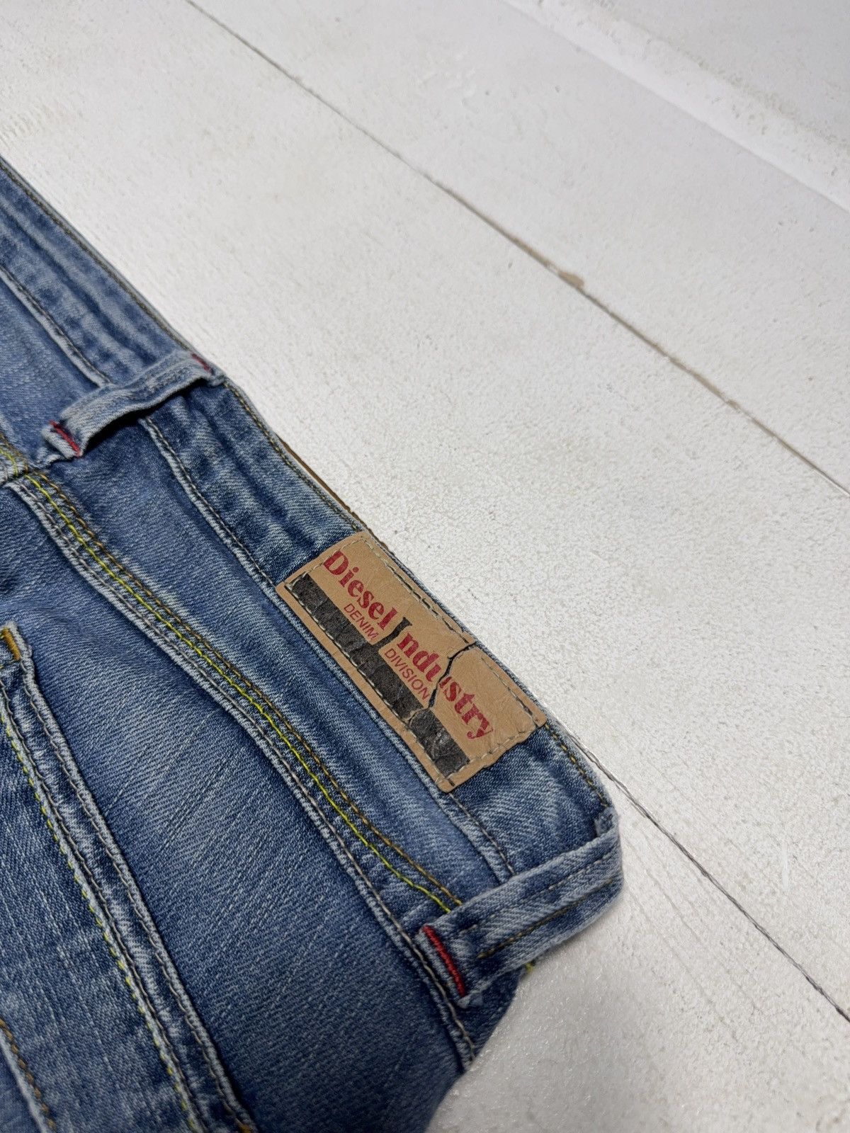 Diesel 90s Retro Y2K Diesel Industry Y2K Bootcut Flared Jeans Denim Size 30" / US 8 / IT 44 - 23 Thumbnail