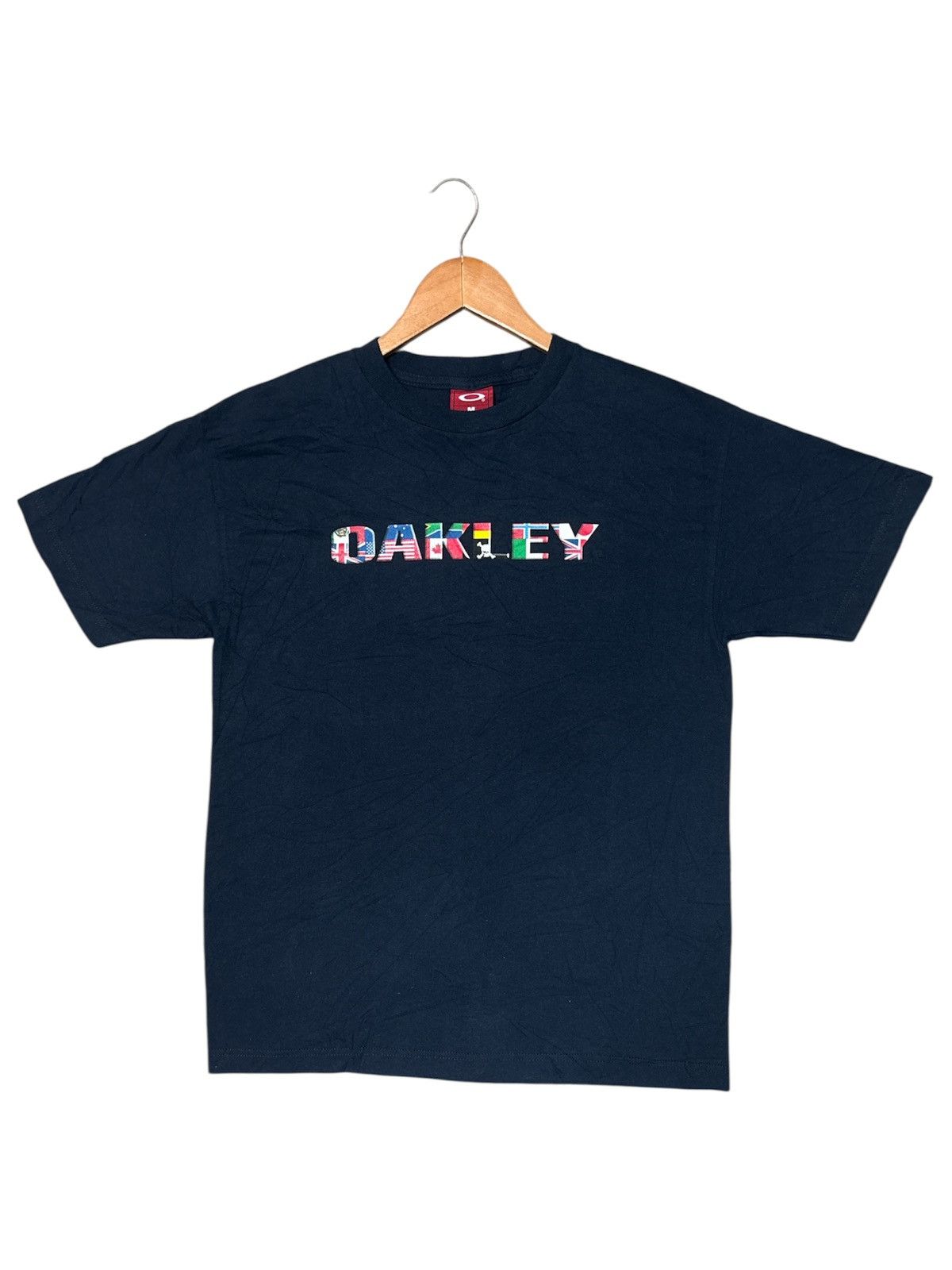 Oakley 💥RARE💥OAKLEY WORLD WIDE FLAG TSHIRT TEE🔥 Size US M / EU 48-50 / 2 - 6 Thumbnail