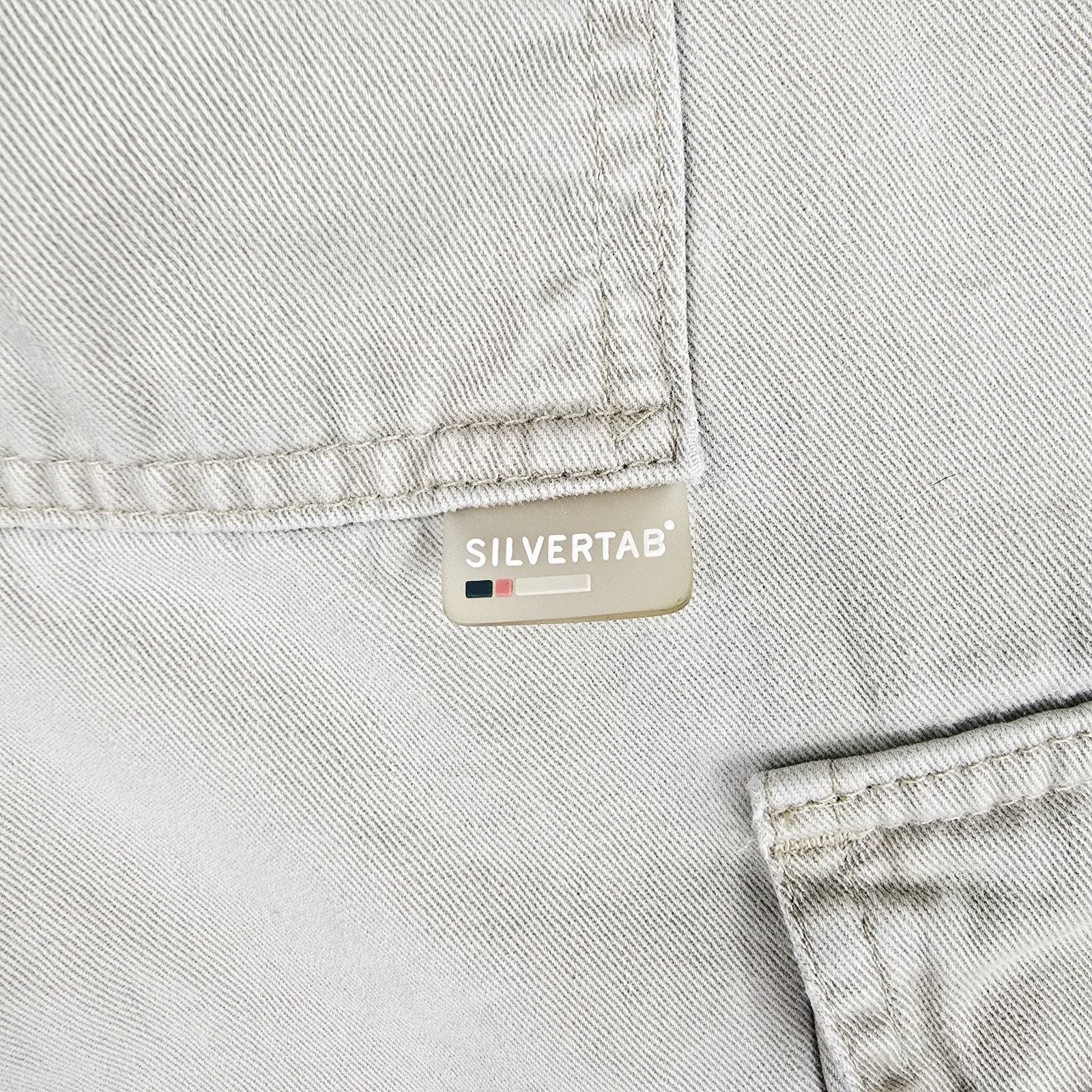 Levi's Vintage Levis Silvertab Shorts Mens 34 Beige Cargo Baggy Size US 34 / EU 50 - 9 Thumbnail