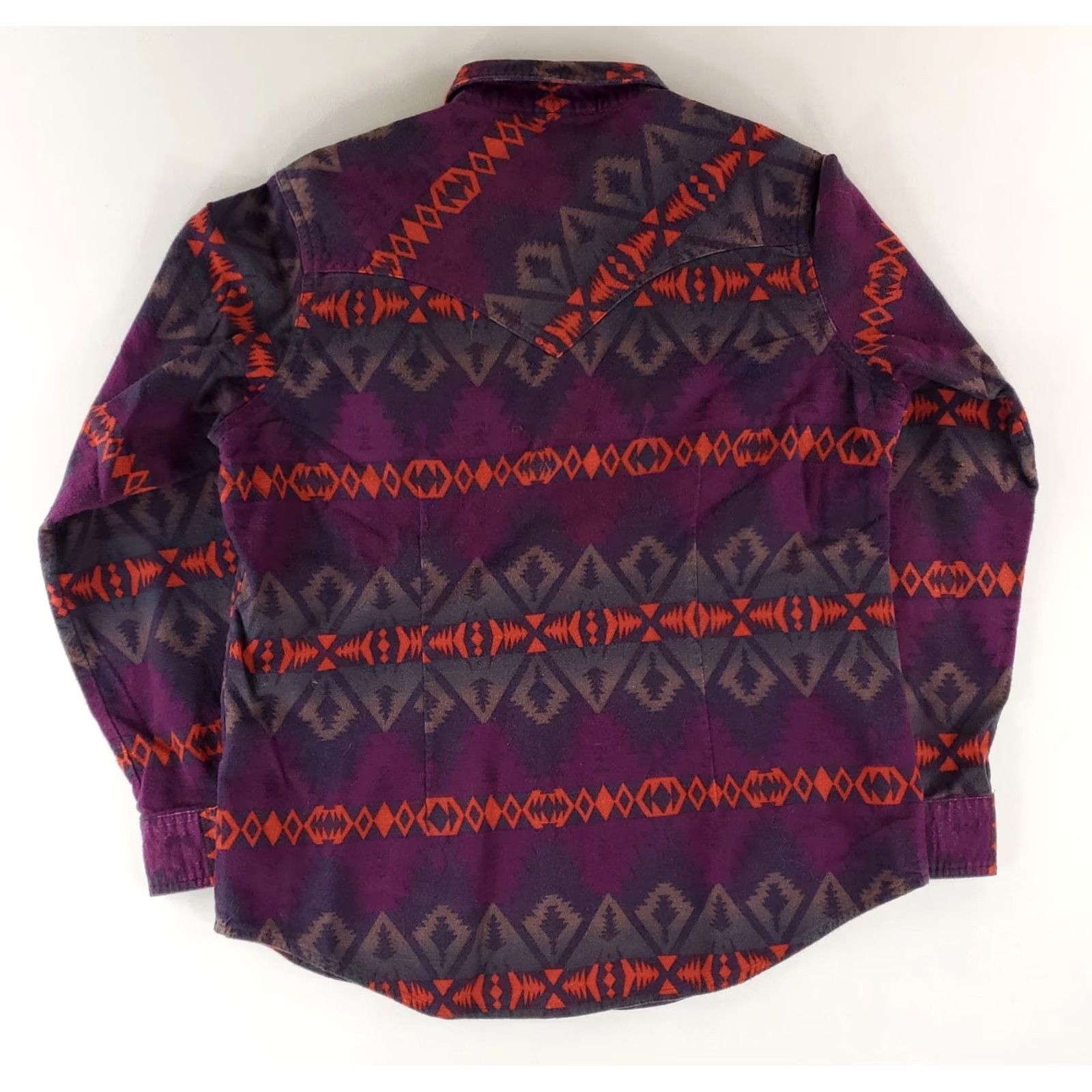 Wrangler VINTAGE Wrangler Pearl Snap Button Up Flannel Shirt Aztec Southwest Purple Womens XL Size XL / US 12-14 / IT 48-50 - 2 Thumbnail