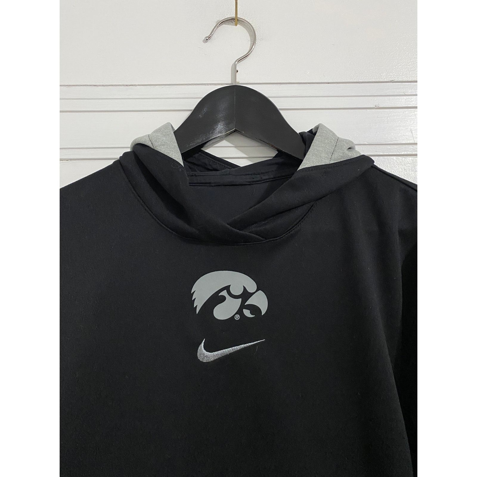 Nike University of Iowa Hawkeyes Nike Hoodie Women's Size Medium Size M / US 6-8 / IT 42-44 - 2 Thumbnail
