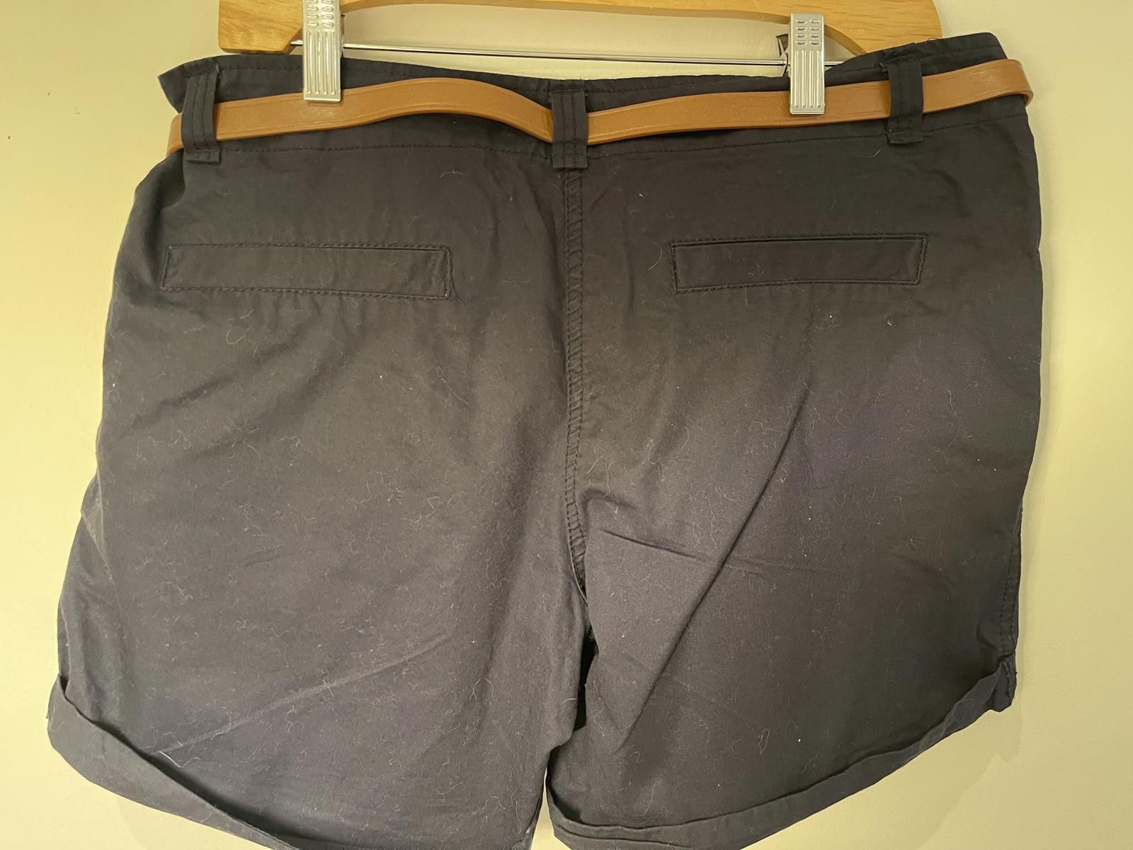 Sci-Fi Fantasy F&F navy turnup shorts Size 36" / US 14 / IT 50 - 4 Thumbnail
