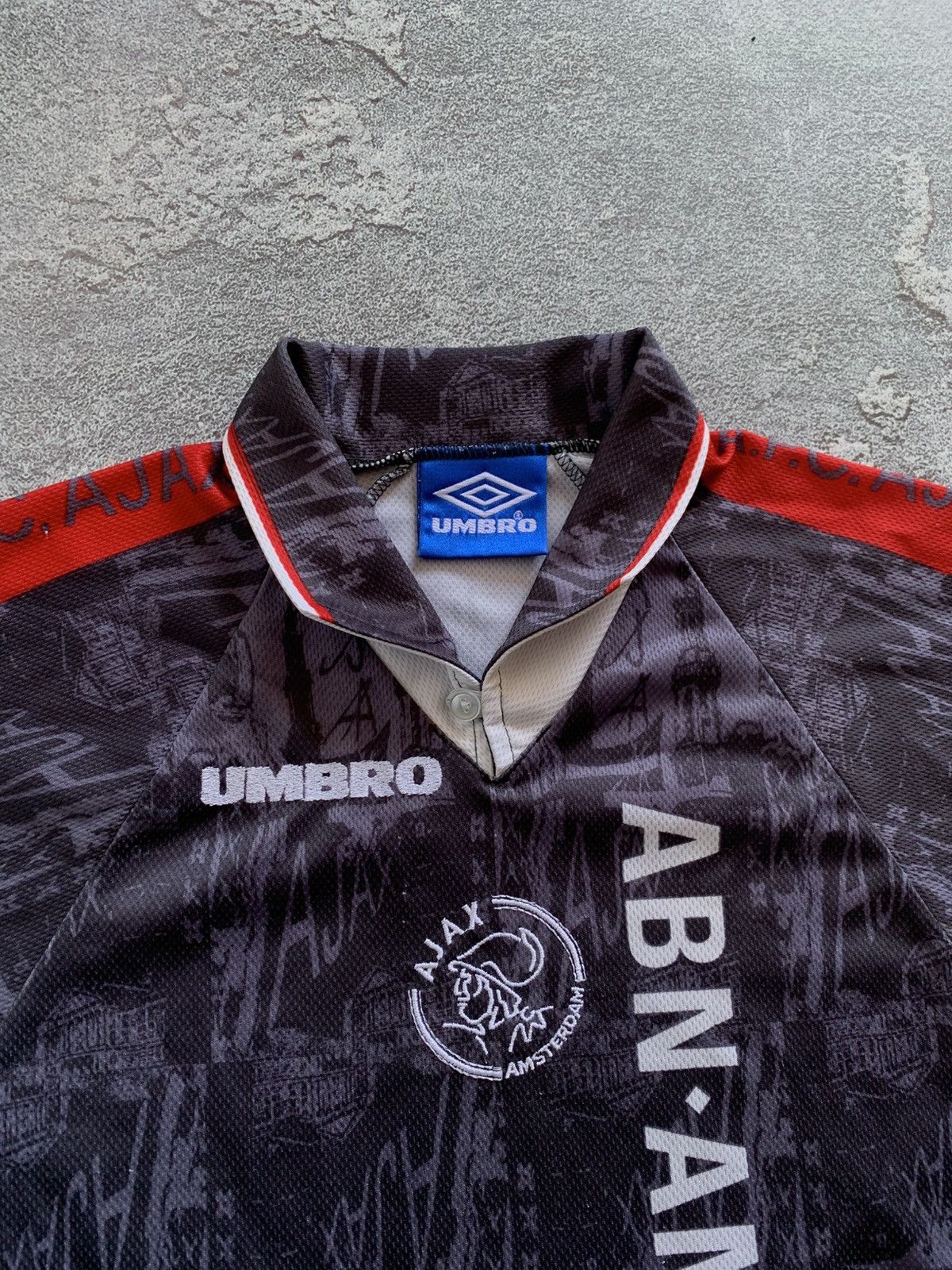 Umbro VTG 90’s Umbro Ajax 1996/97 Away Soccer Jersey Boys 164 sz Size US XS / EU 42 / 0 - 3 Thumbnail